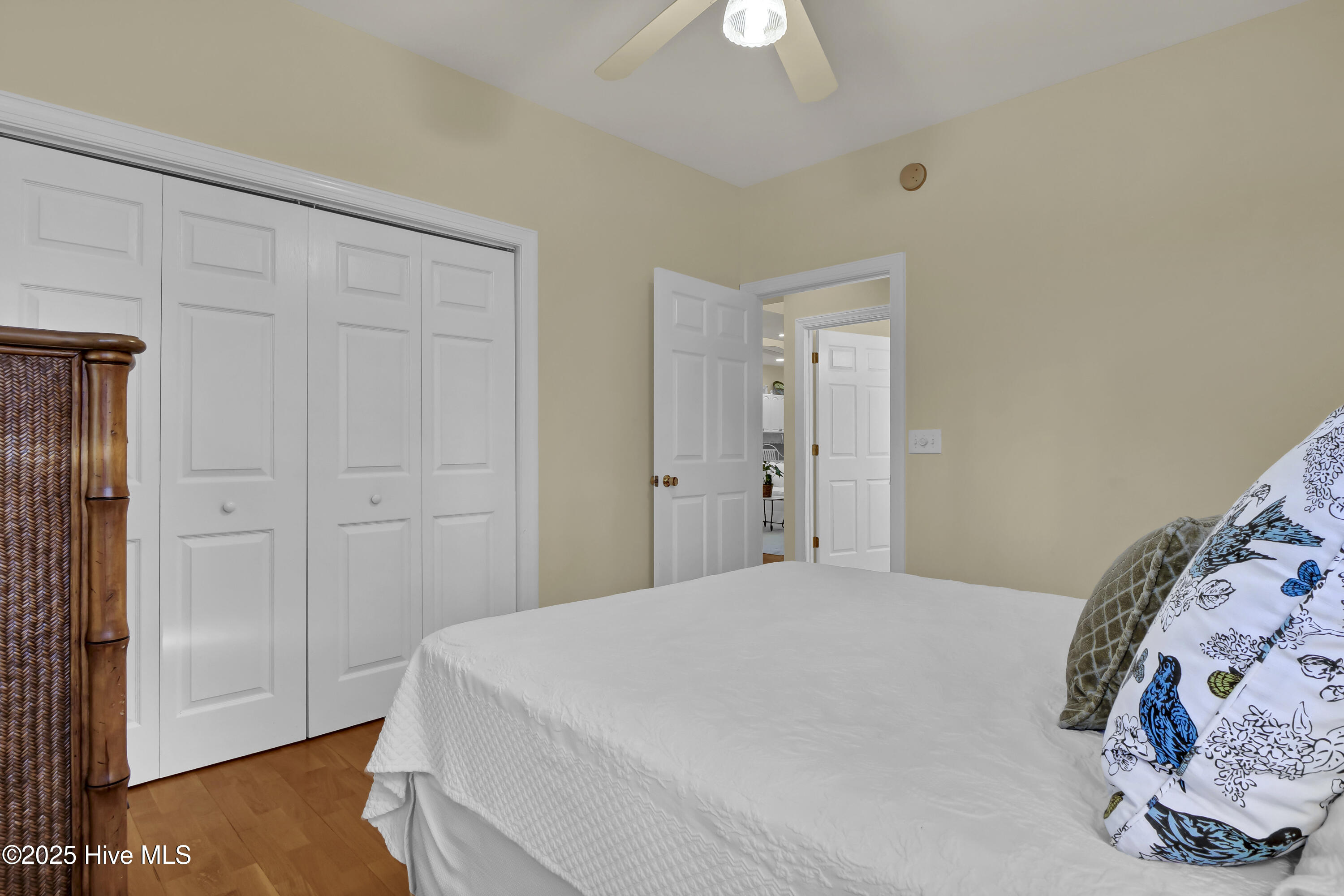 100545756 | Photo 30