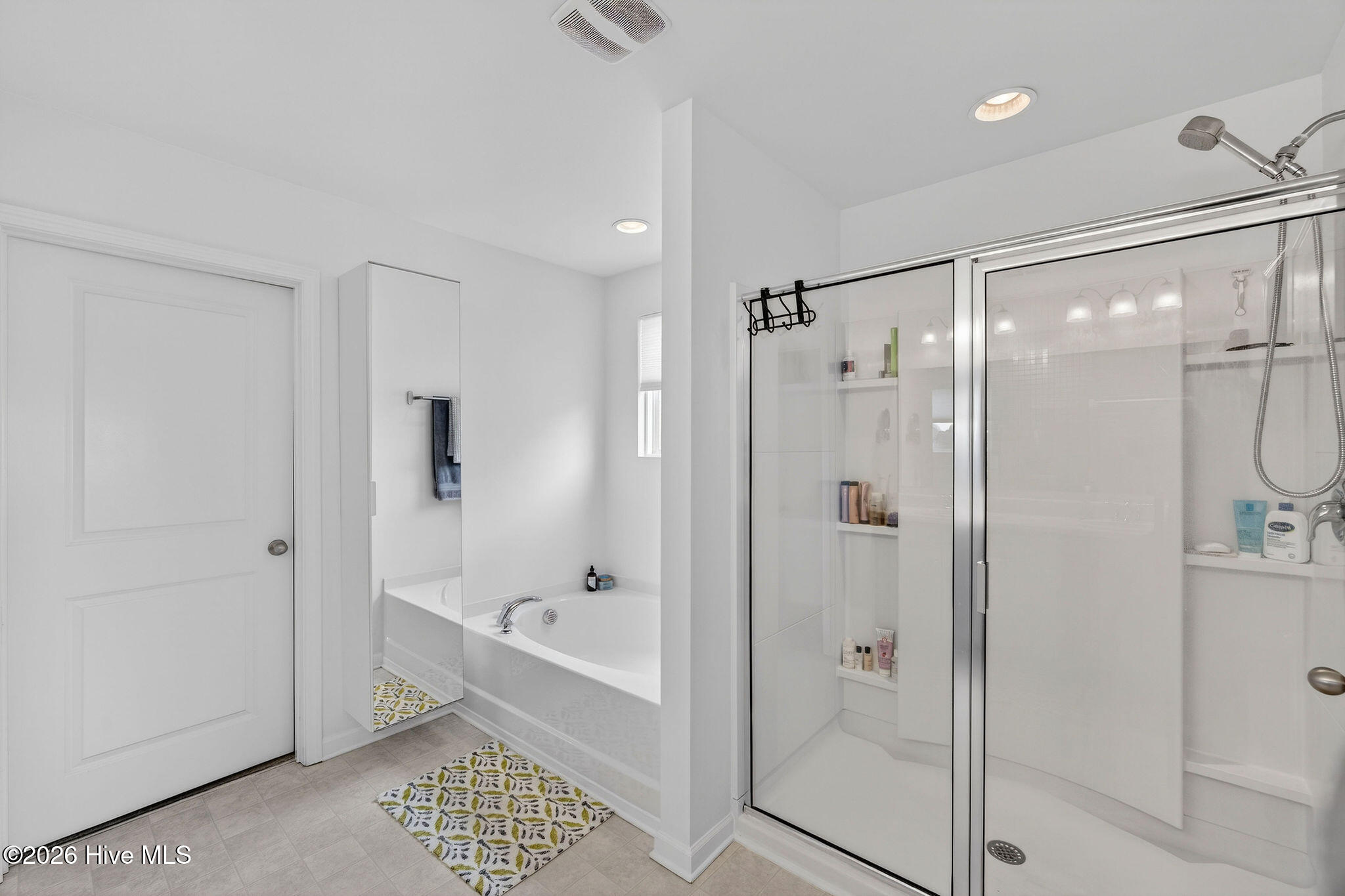 100562313 | Photo 33