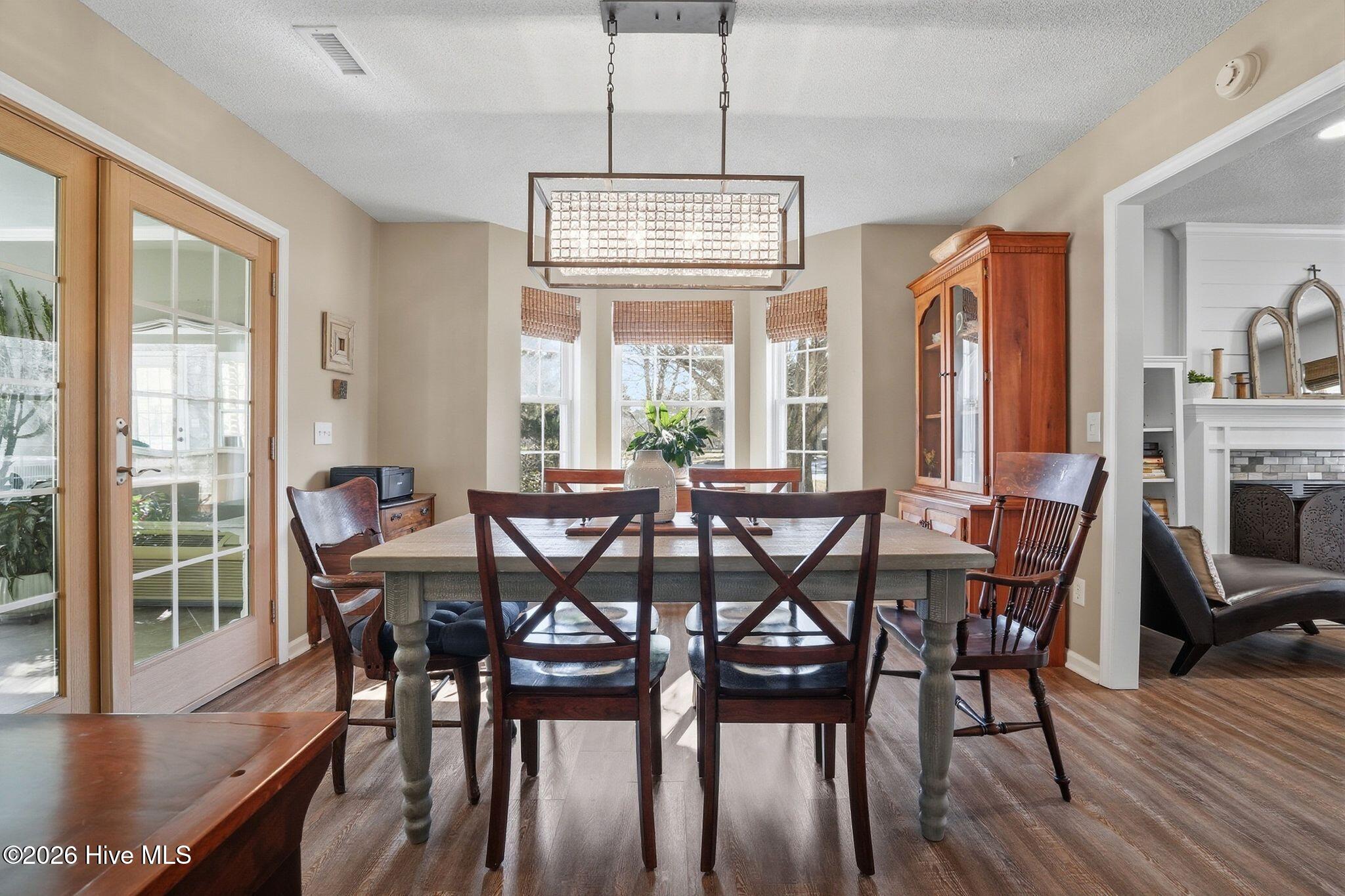 100557423 | Photo 18