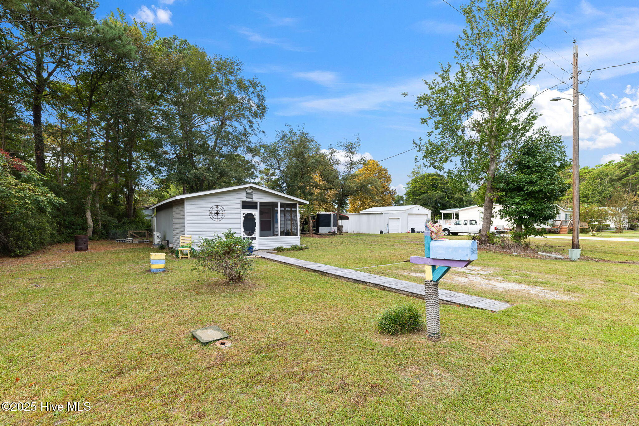 2-web-or-mls-GI - 669 Gervais St SE - Li