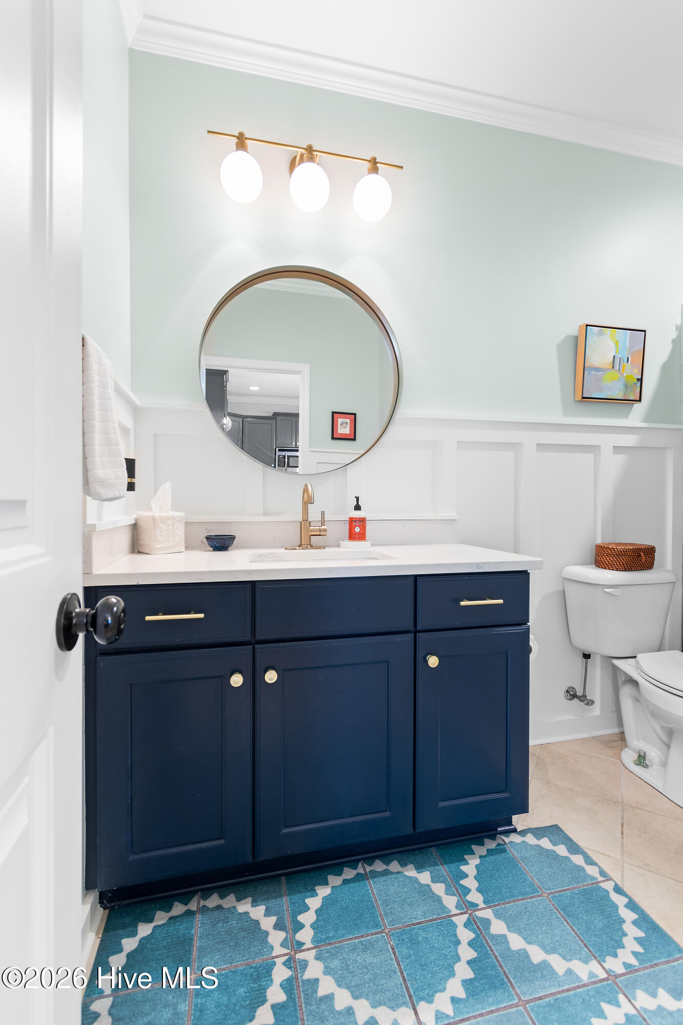 100566075 | Photo 40