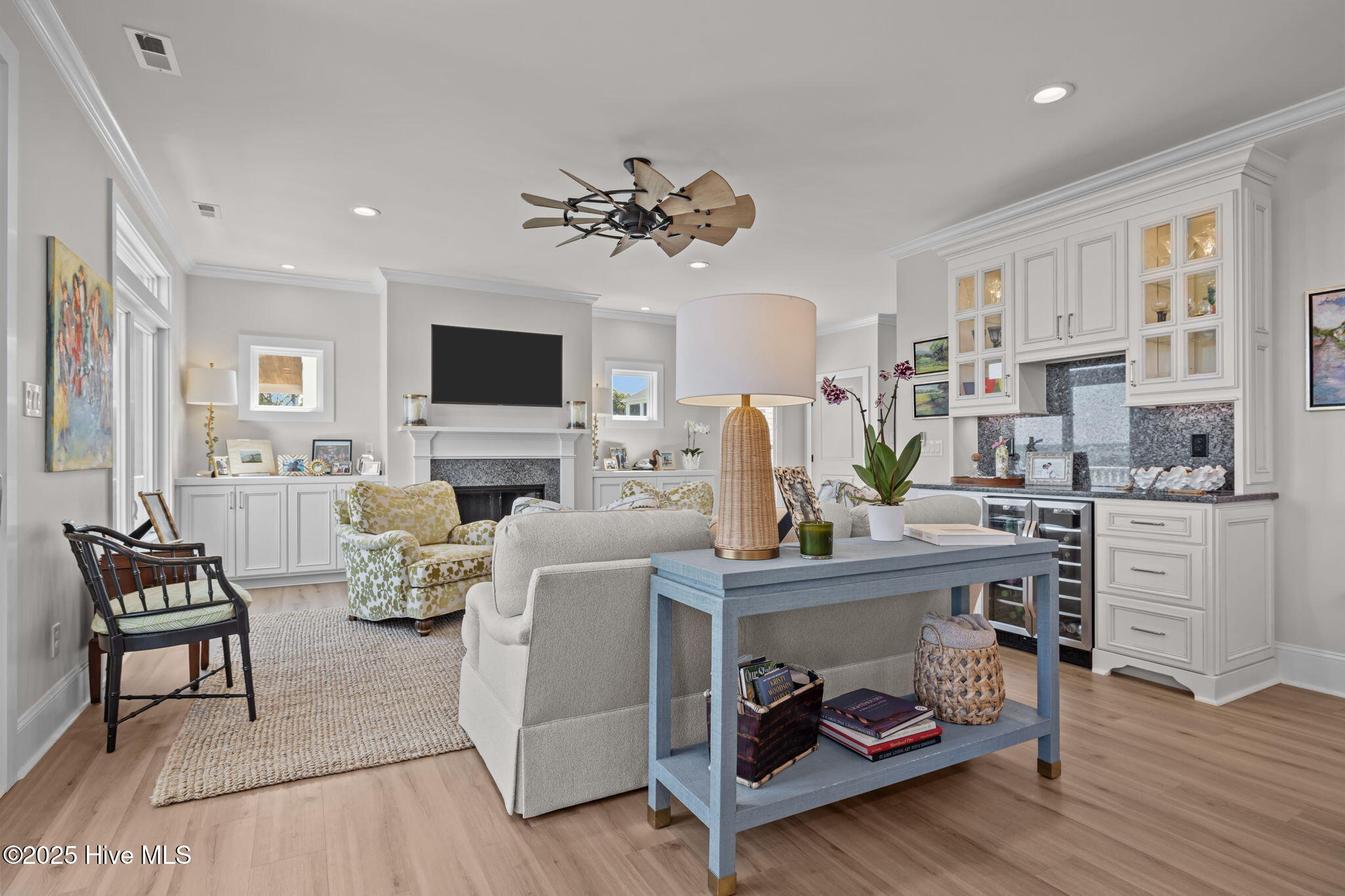 100549920 | Photo 29