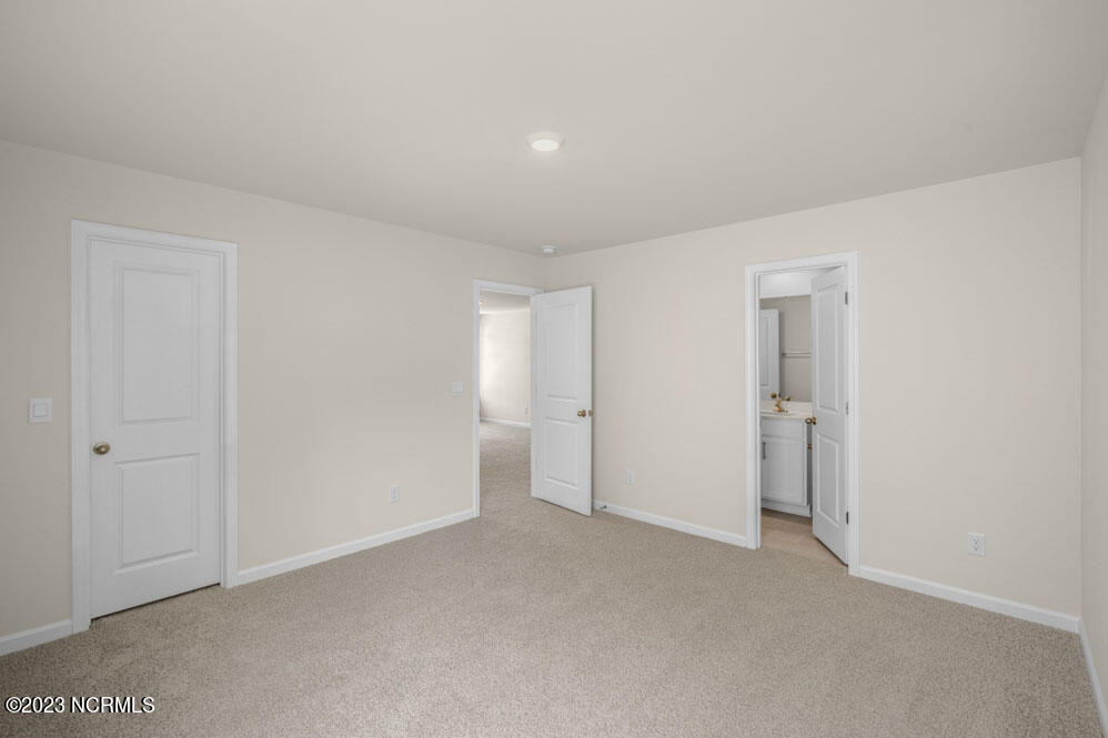 1025 Middlecrest Drive