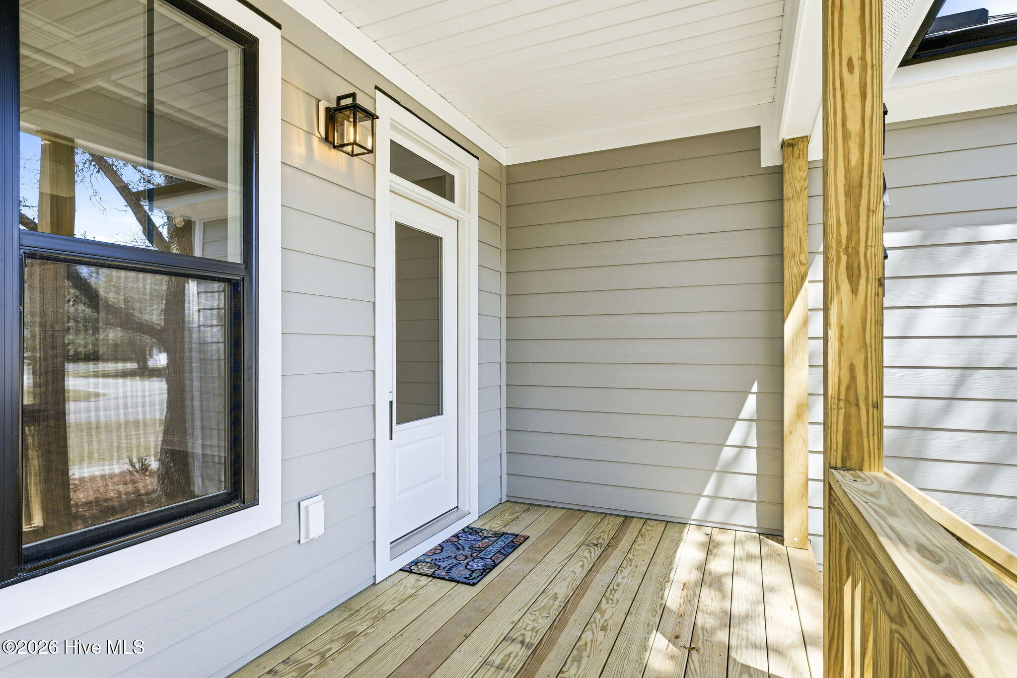 100565030 | Photo 10