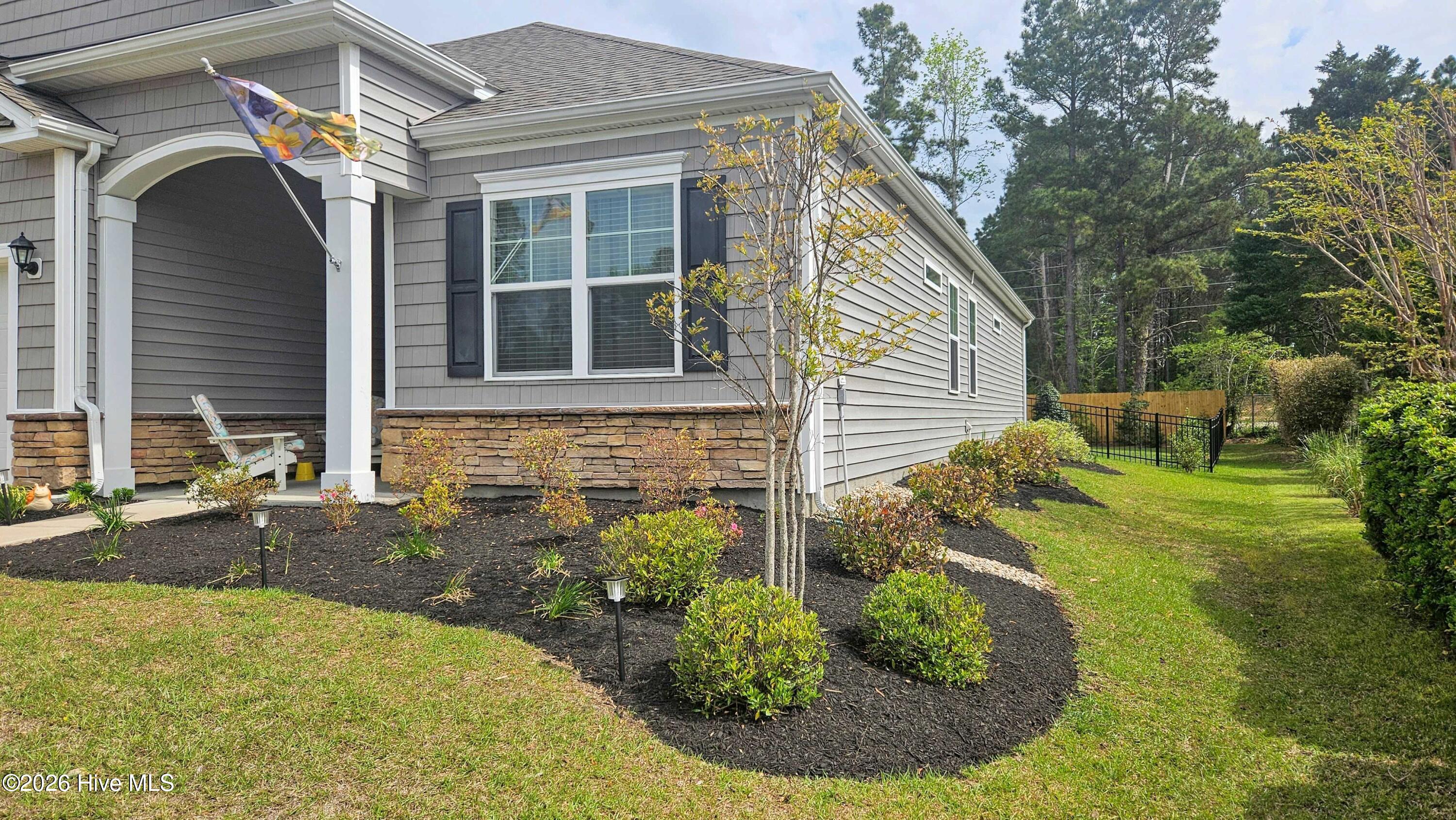 100555418 | Photo 43