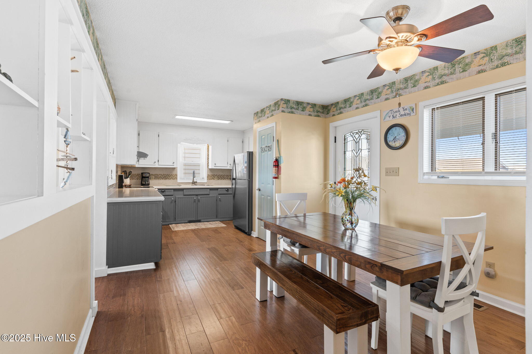 100540487 | Photo 12