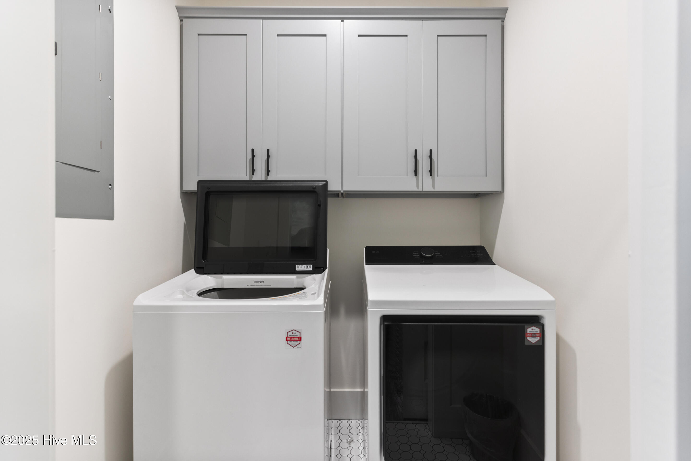 100504918 | Photo 22