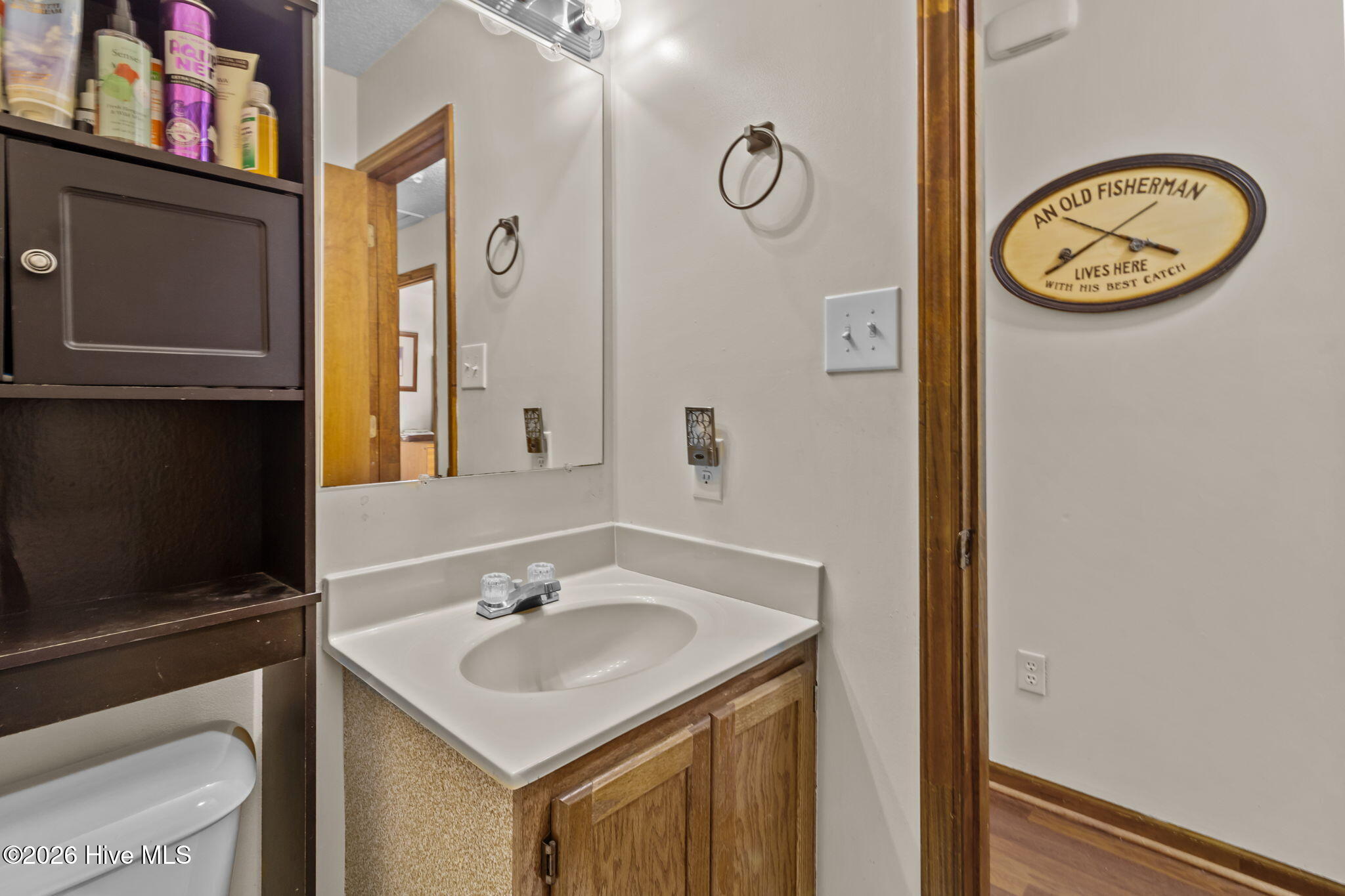 100563206 | Photo 15