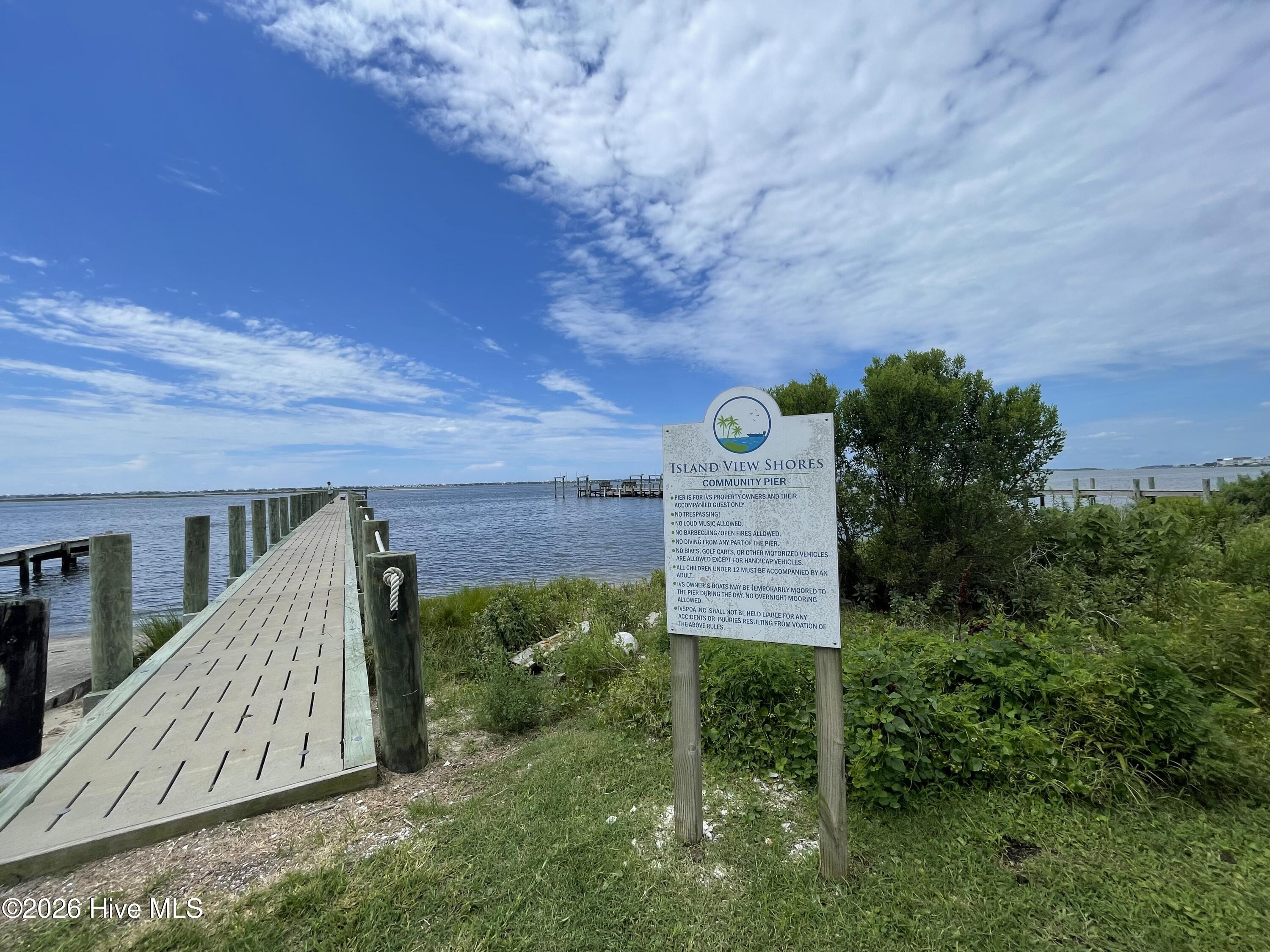 101 Wave Court,Newport