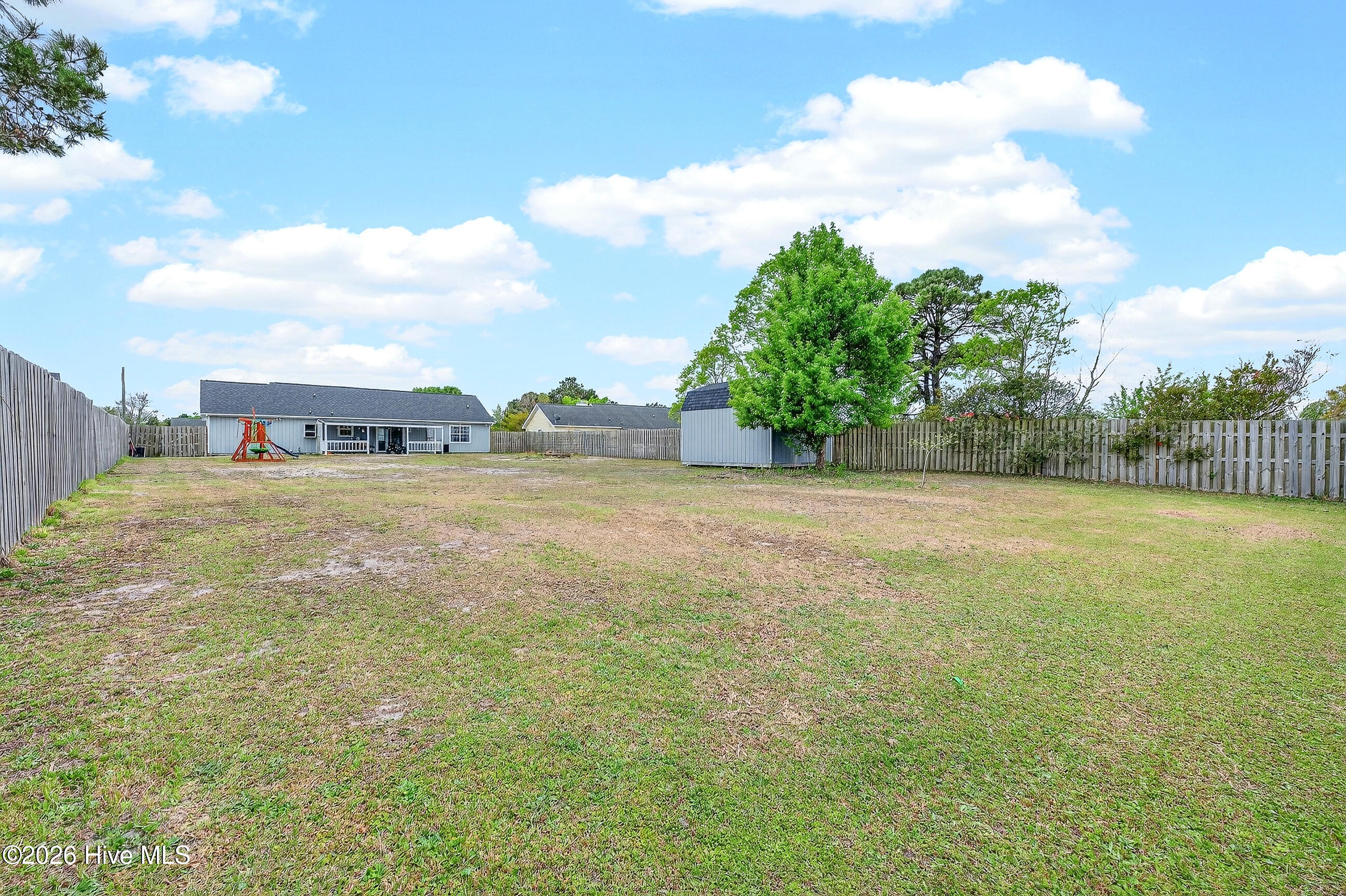 100566422 | Photo 26