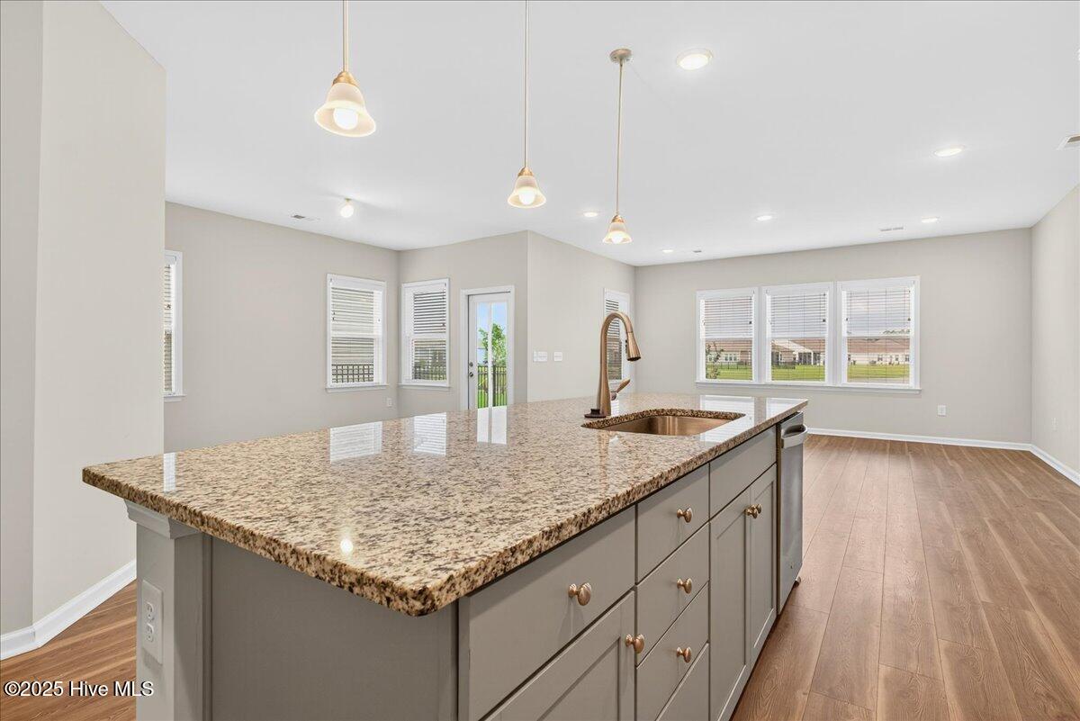 100522416 | Photo 19