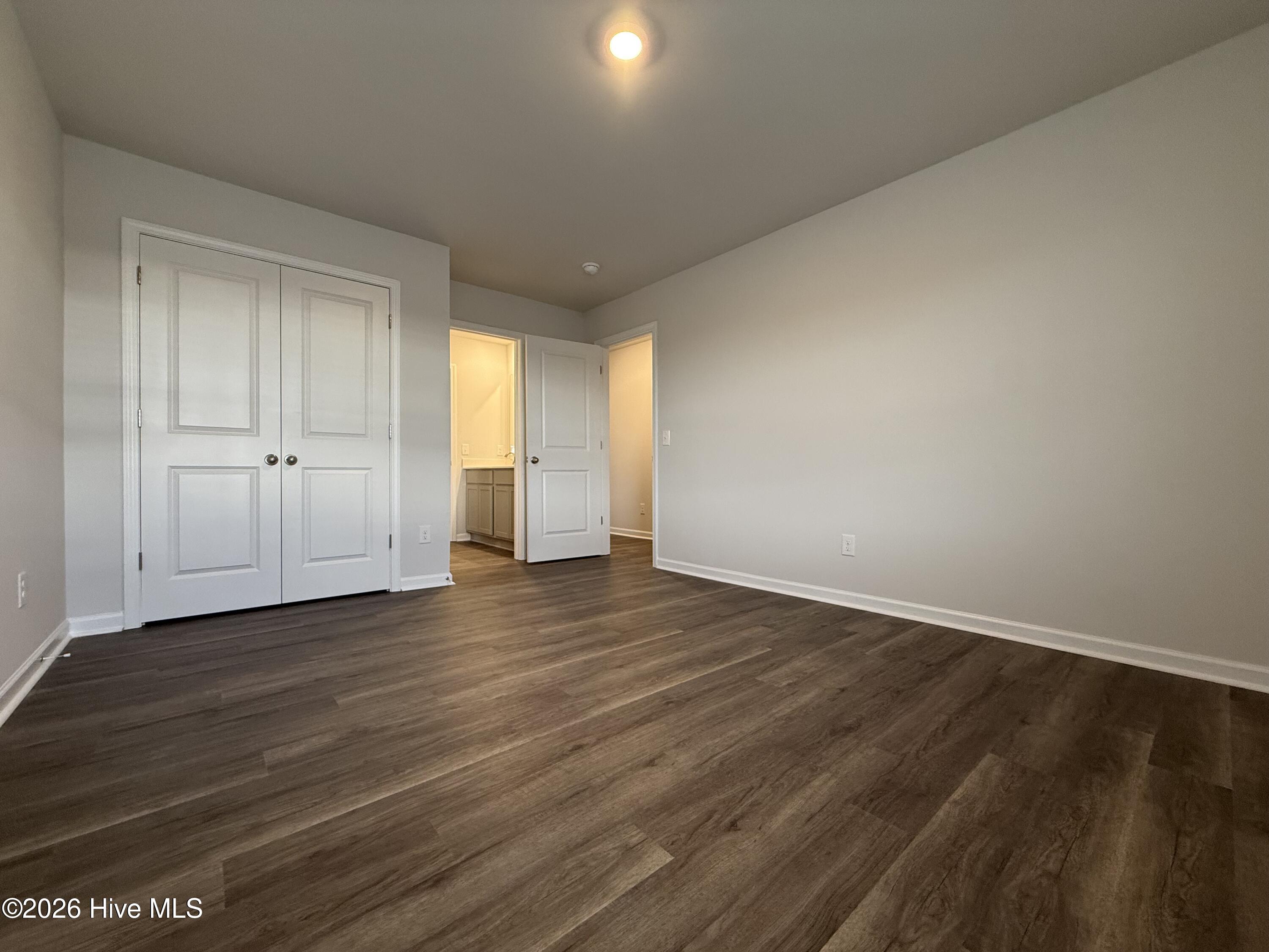 100525902 | Photo 24