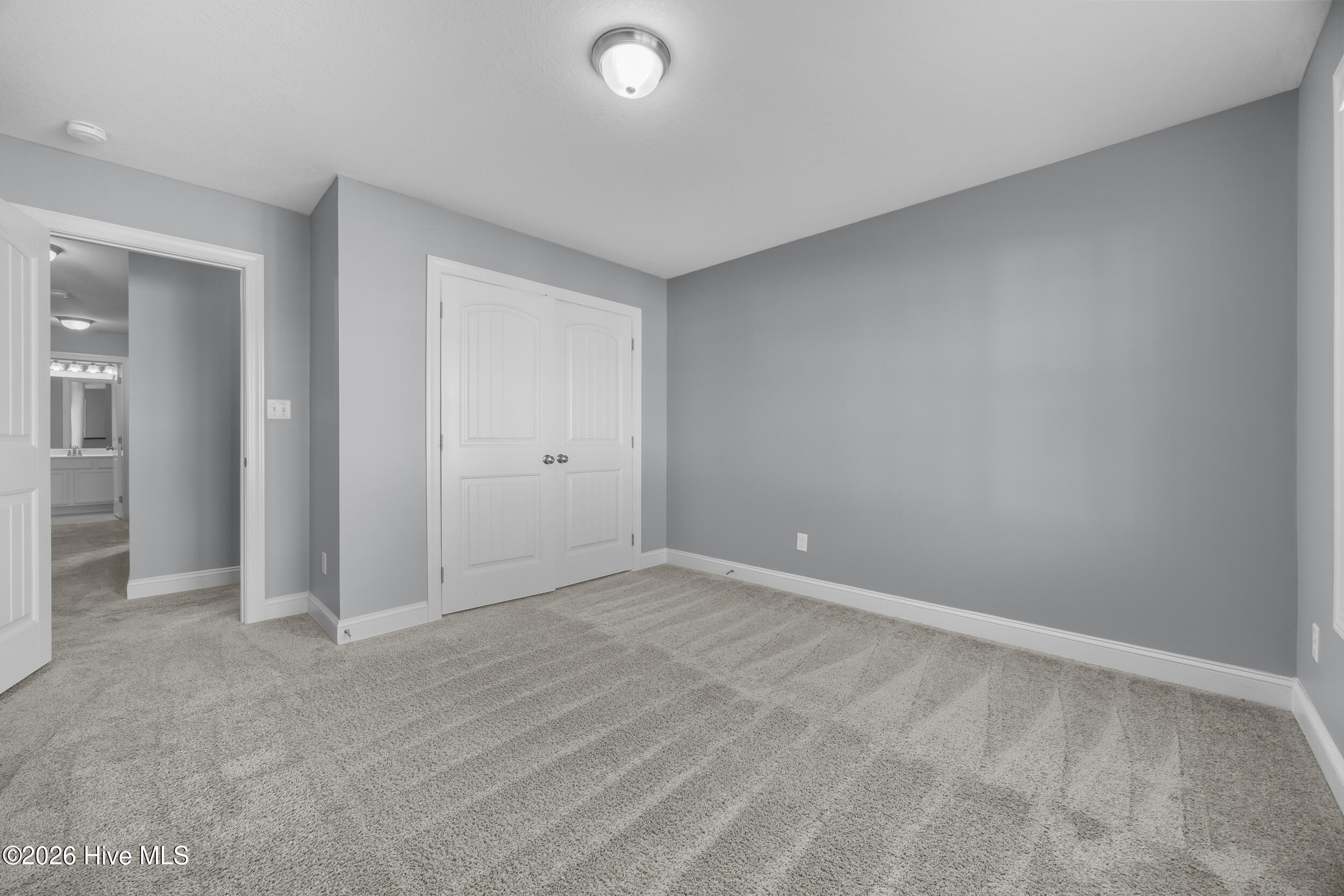 100550034 | Photo 25