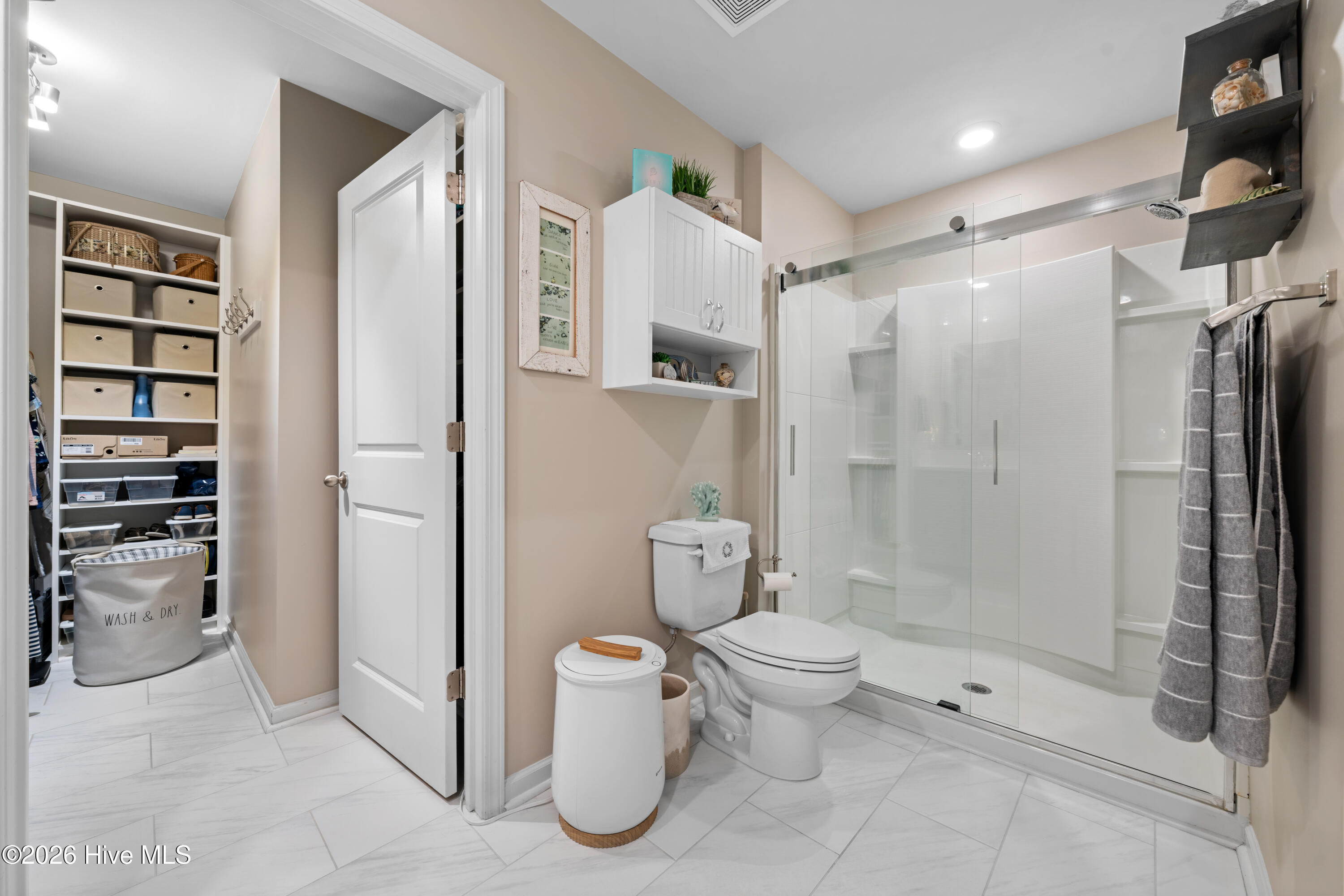 100550374 | Photo 21