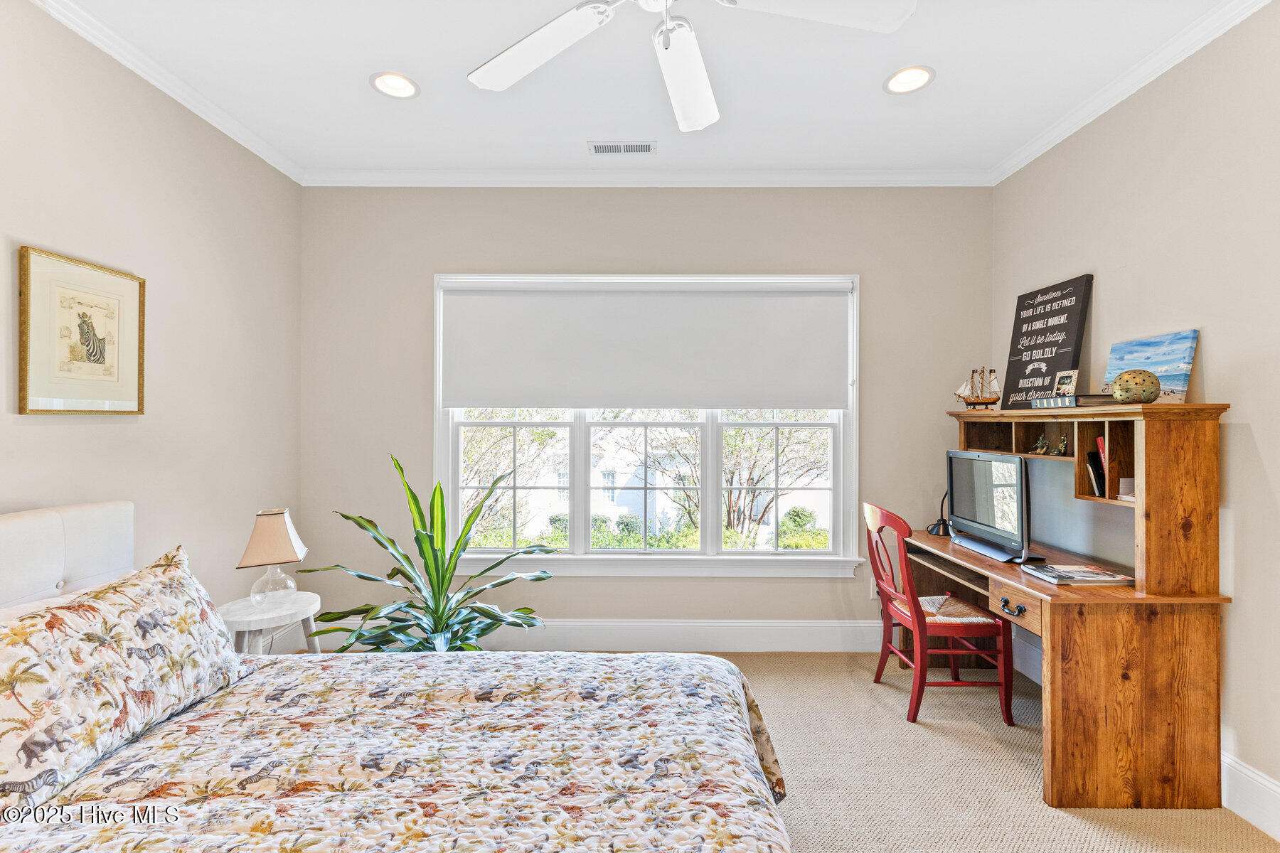 100535740 | Photo 31