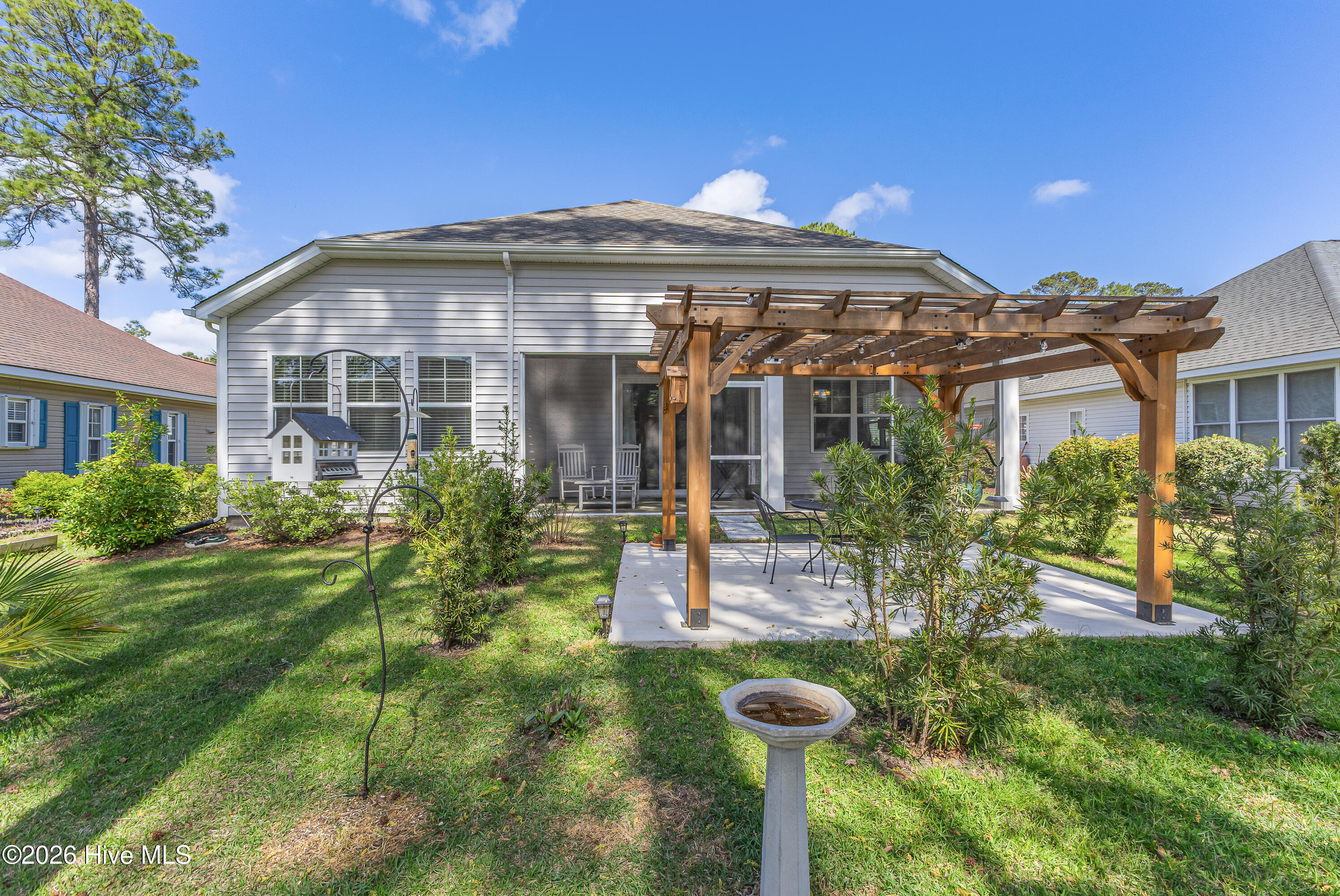 100564699 | Photo 34