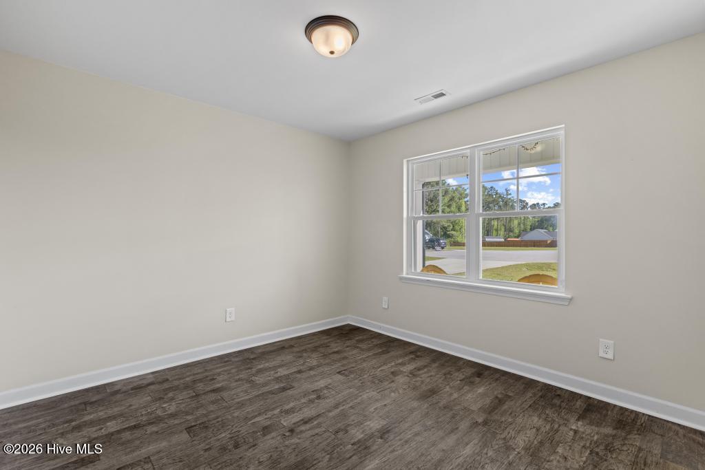 100567312 | Photo 20