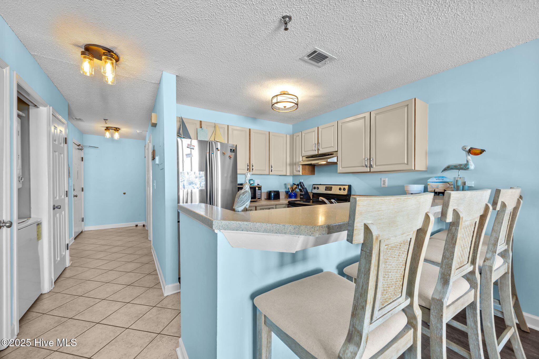 100529648 | Photo 24