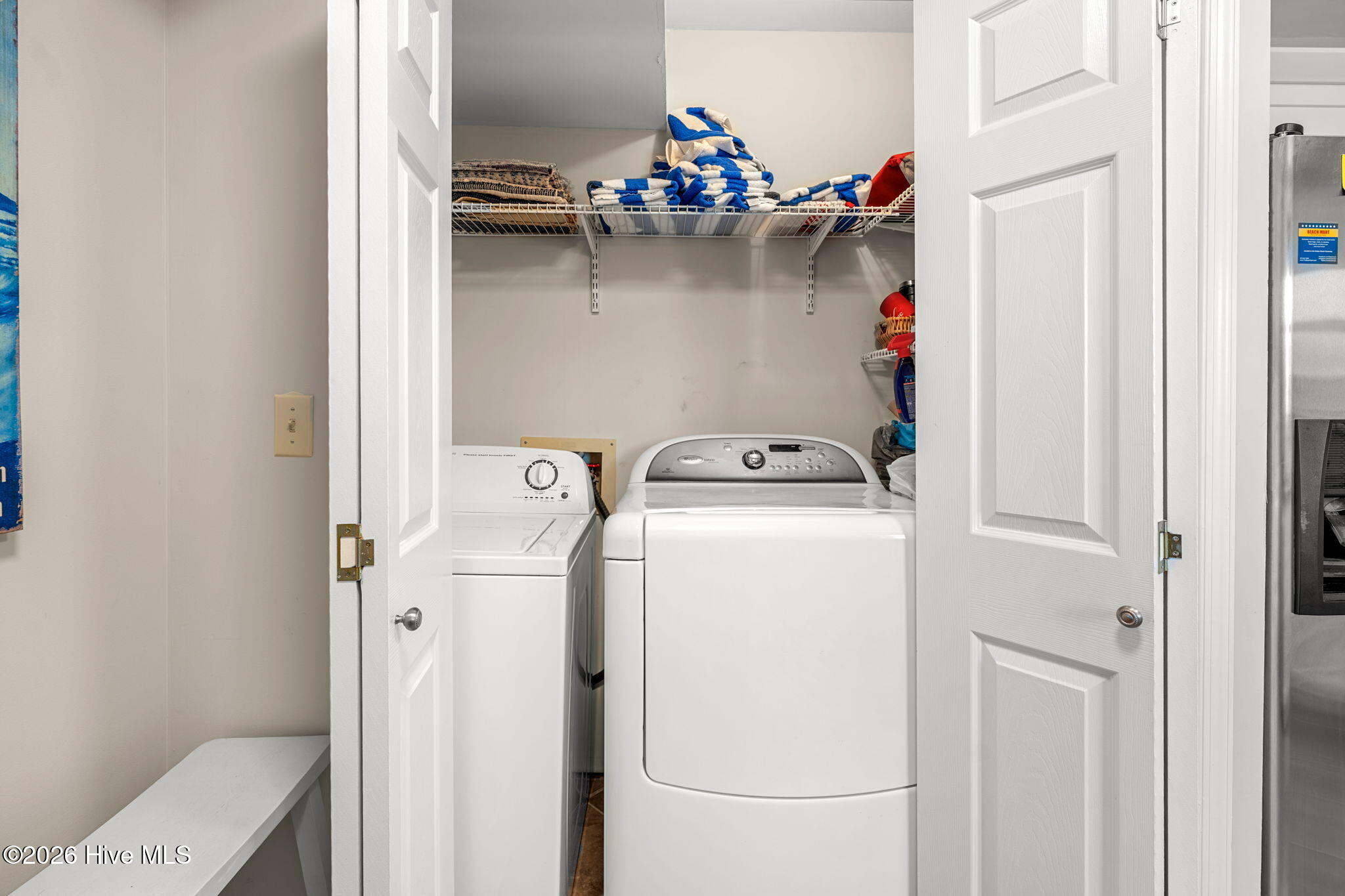 100568335 | Photo 13