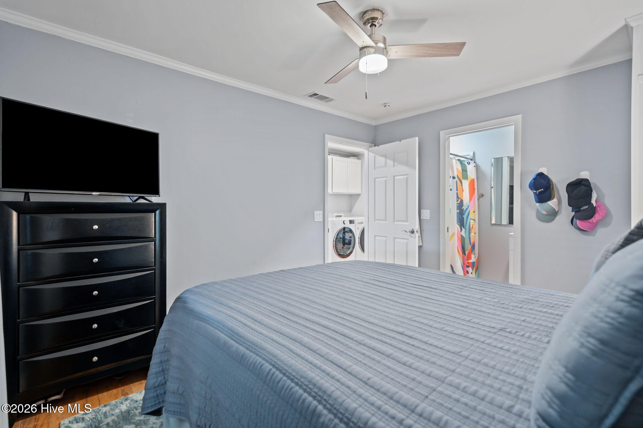 100564624 | Photo 30