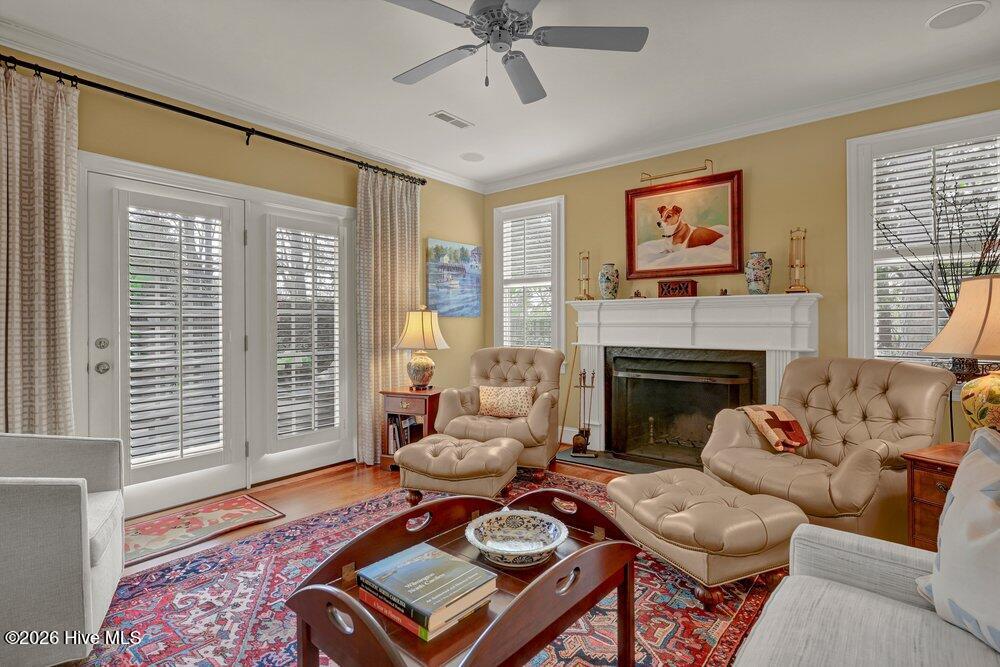 100561548 | Photo 18