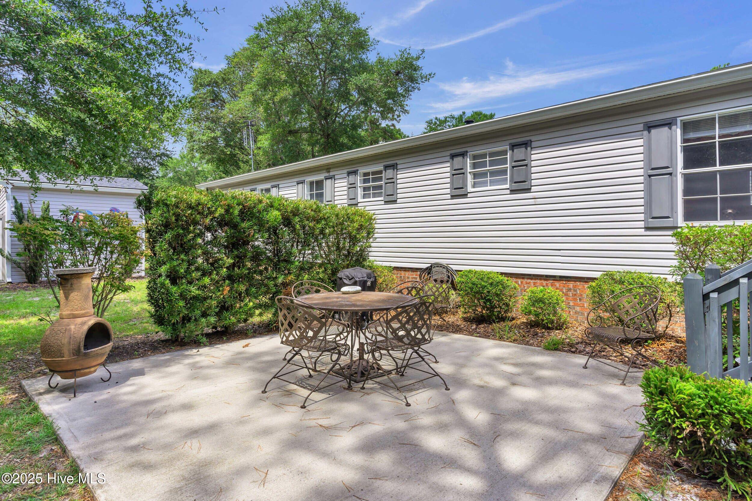 100559828 | Photo 23