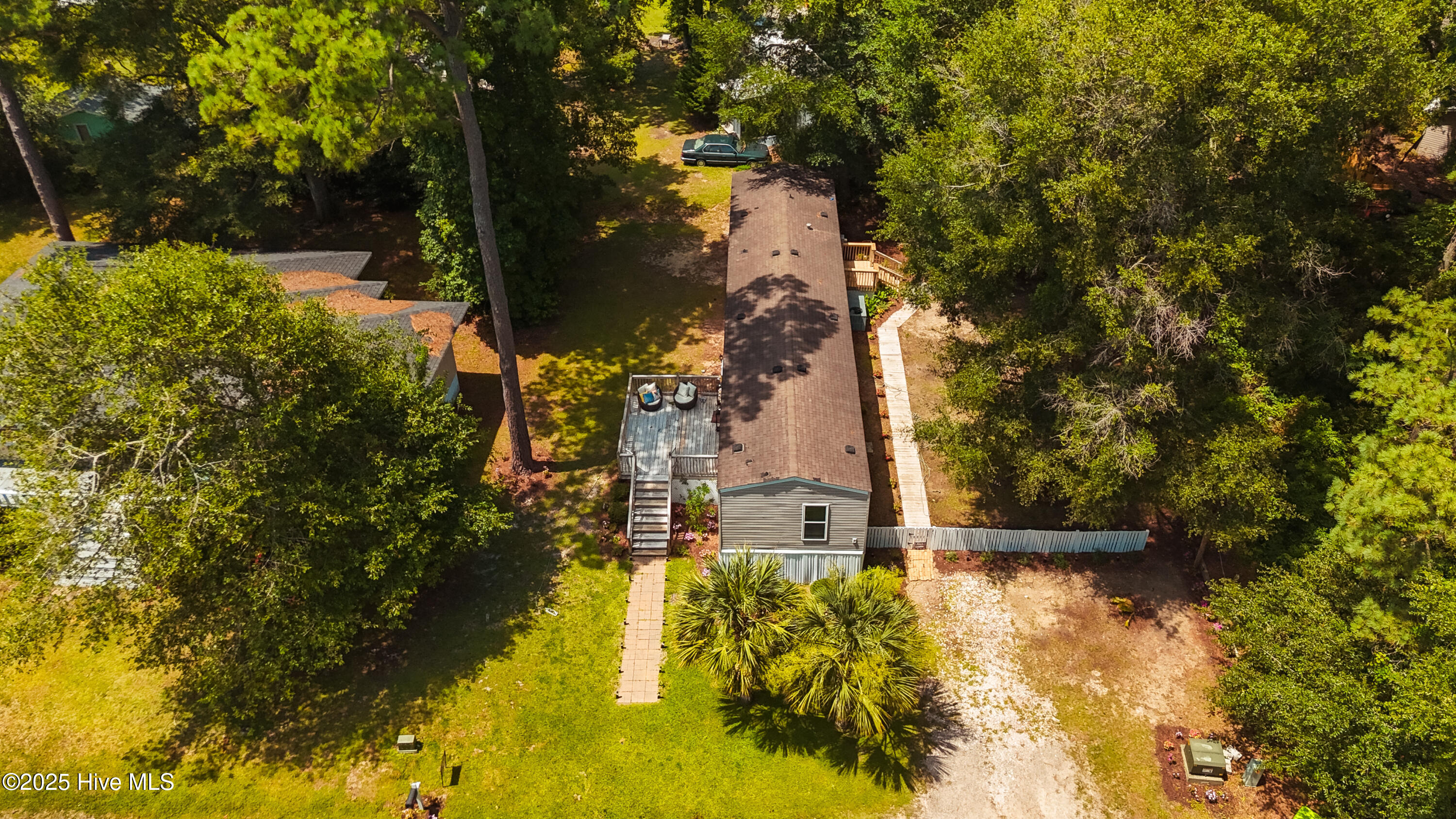 100517636 | Photo 38