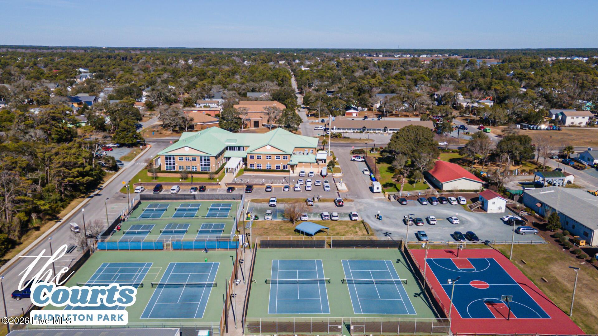 100547384 | Photo 55