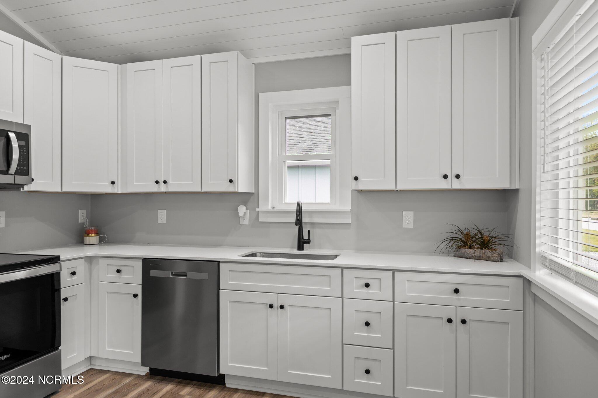 100493314 | Photo 20