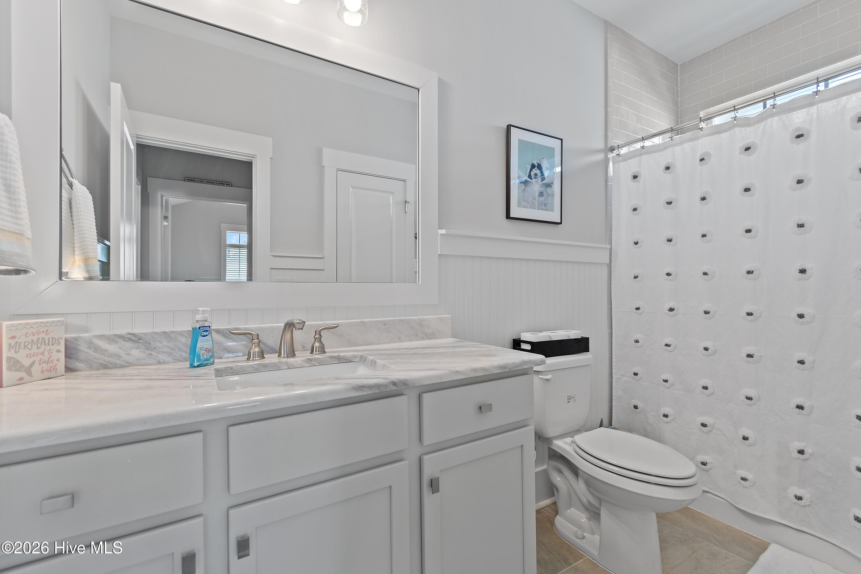 100566064 | Photo 28