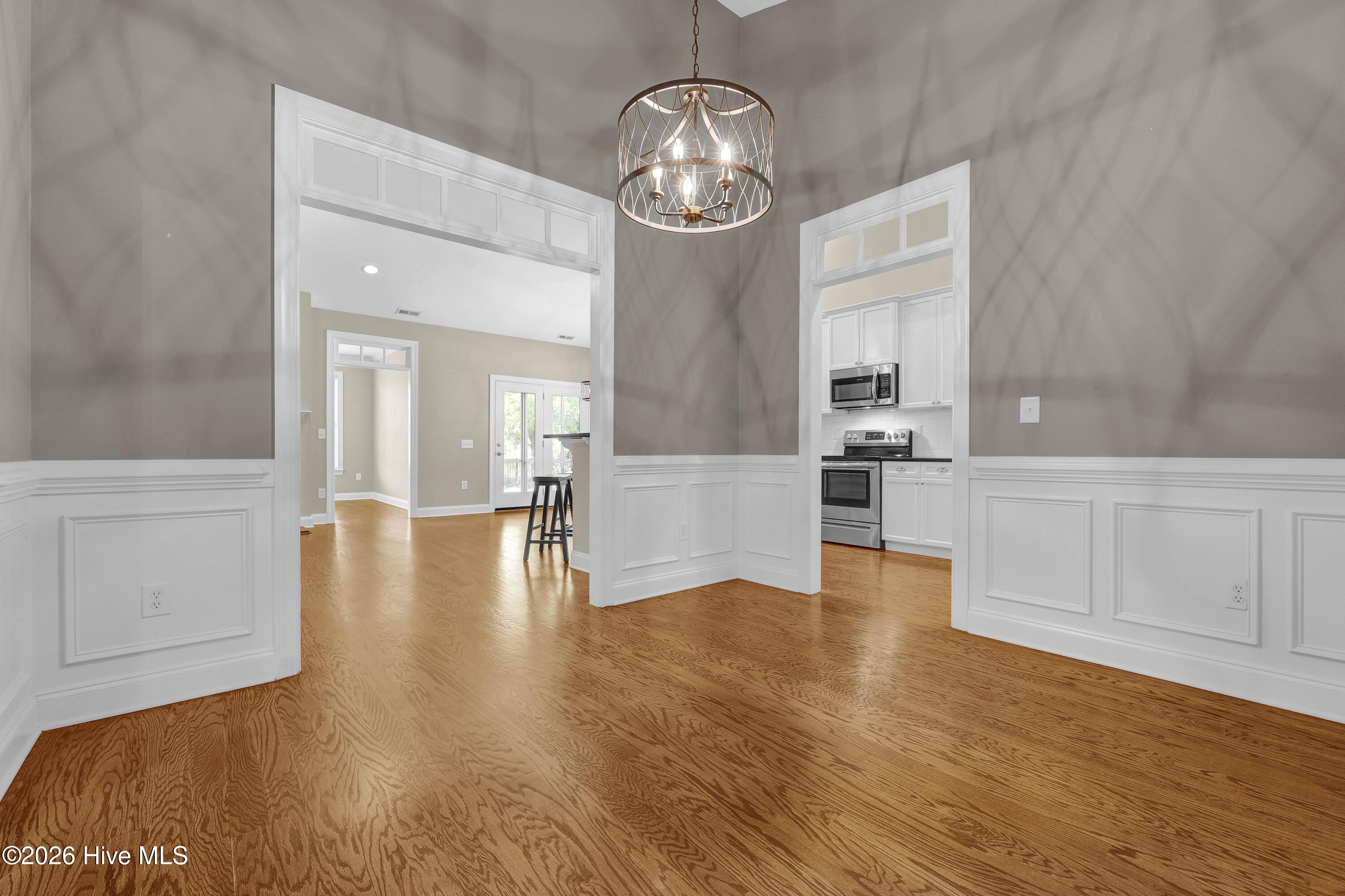 100567268 | Photo 10