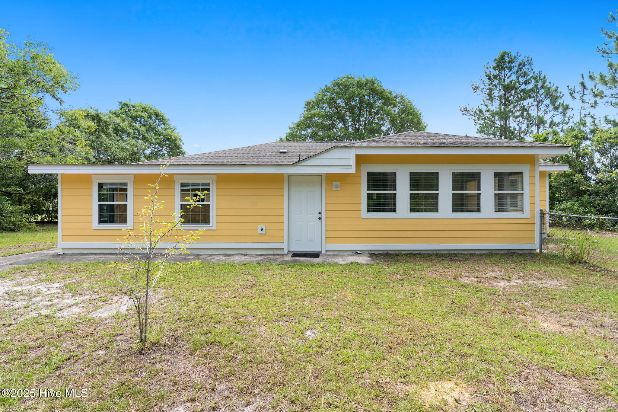 100551974 | Photo 40