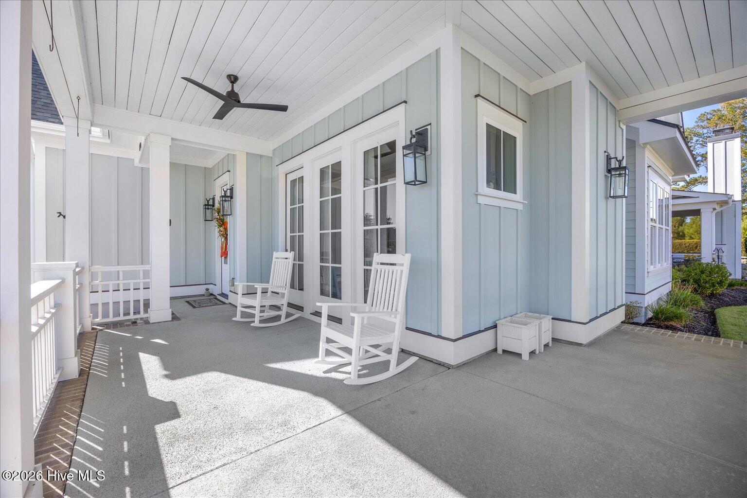 100550299 | Photo 44