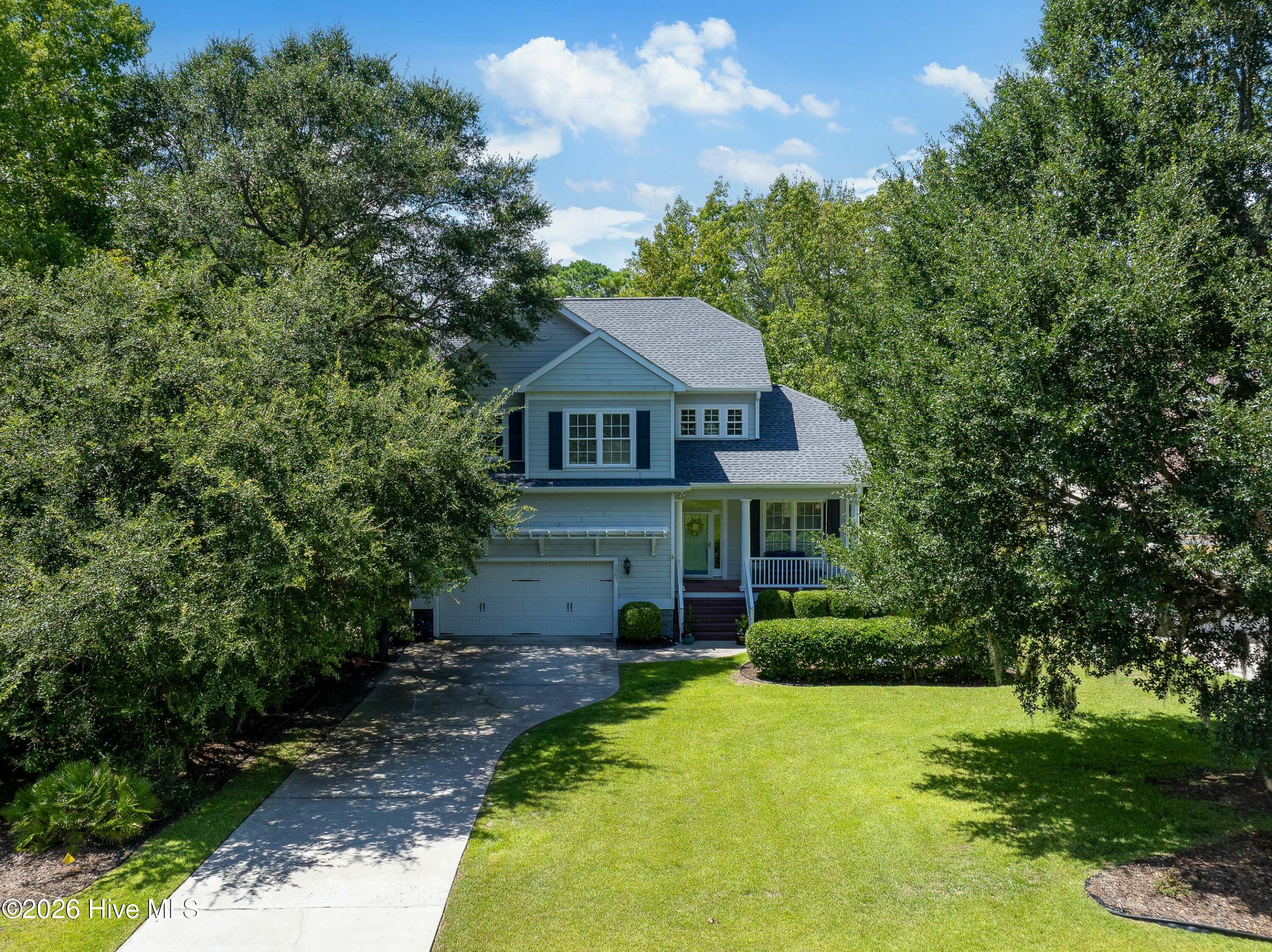 100563119 | Photo 82