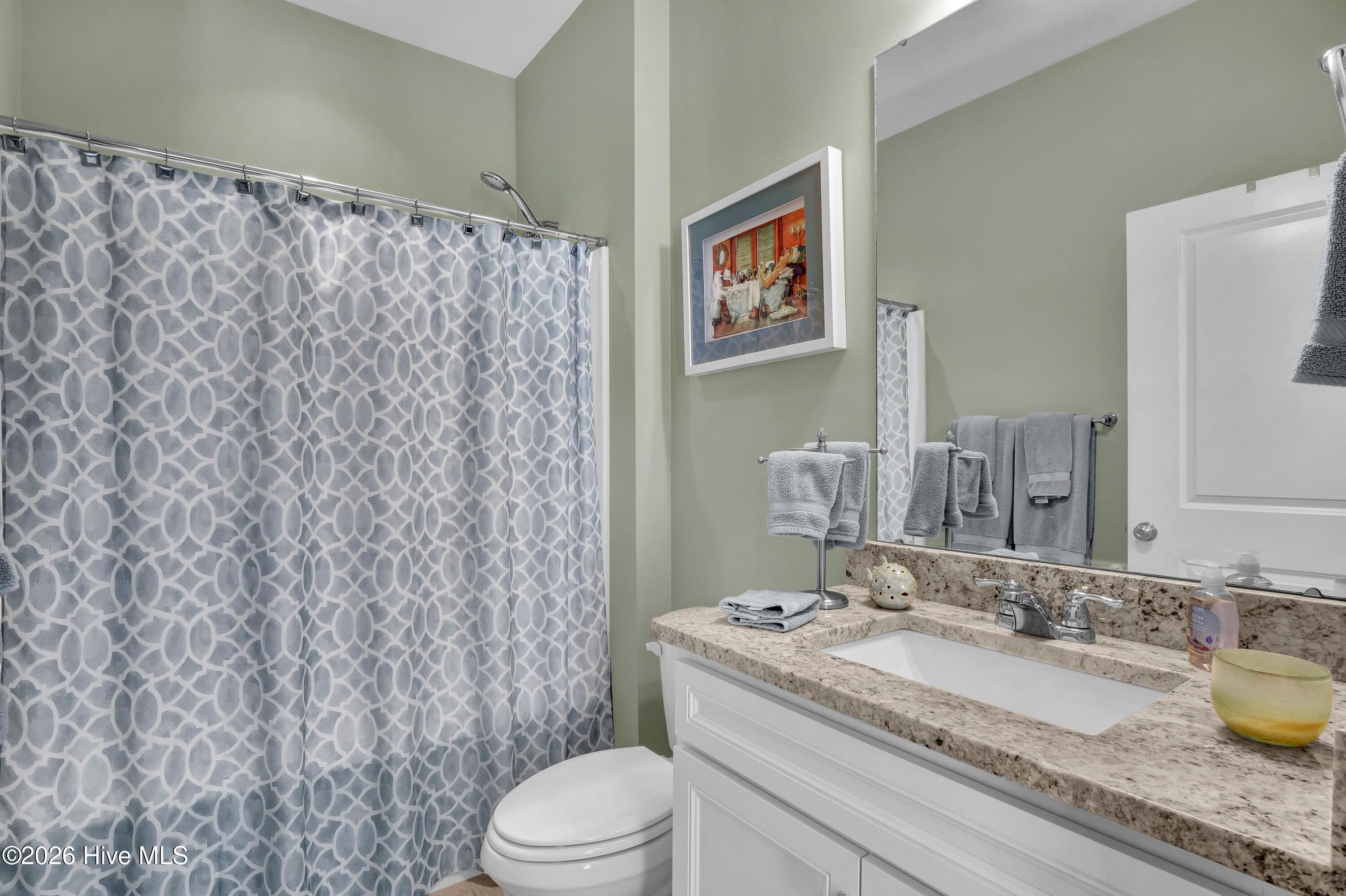 100554941 | Photo 27