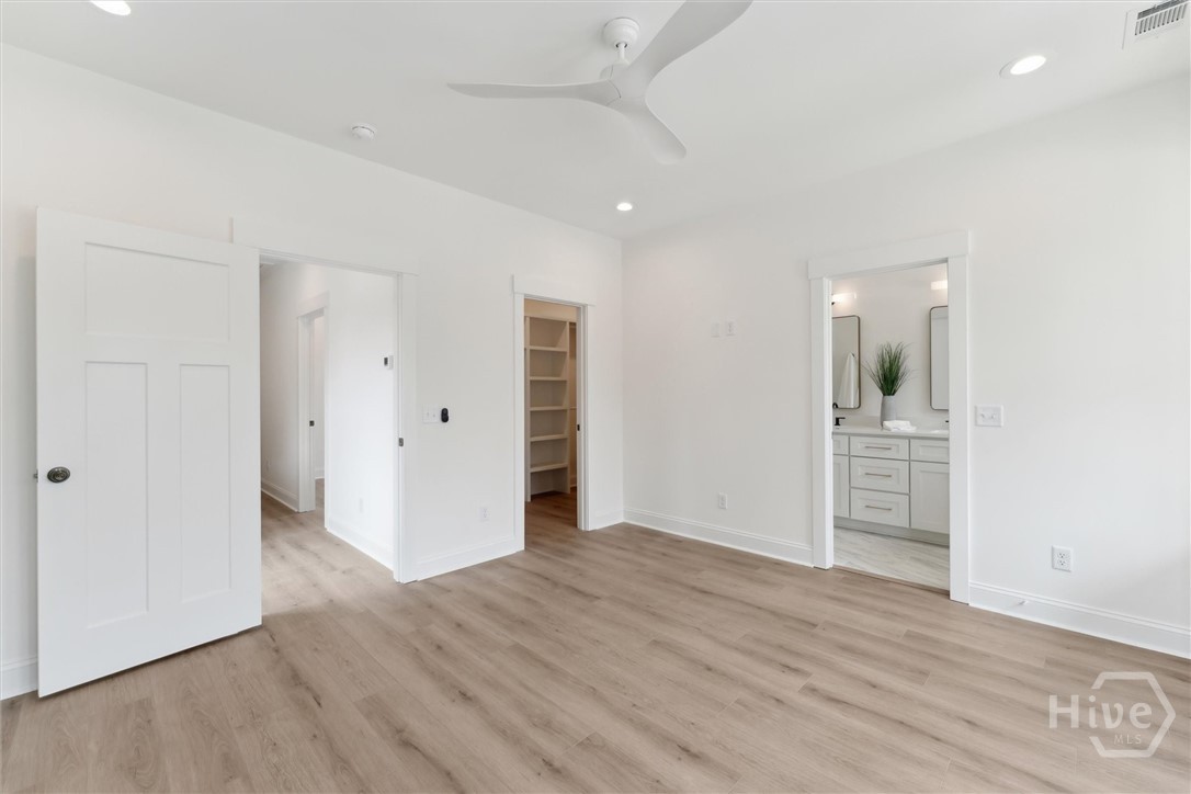 1211 E 34th Street