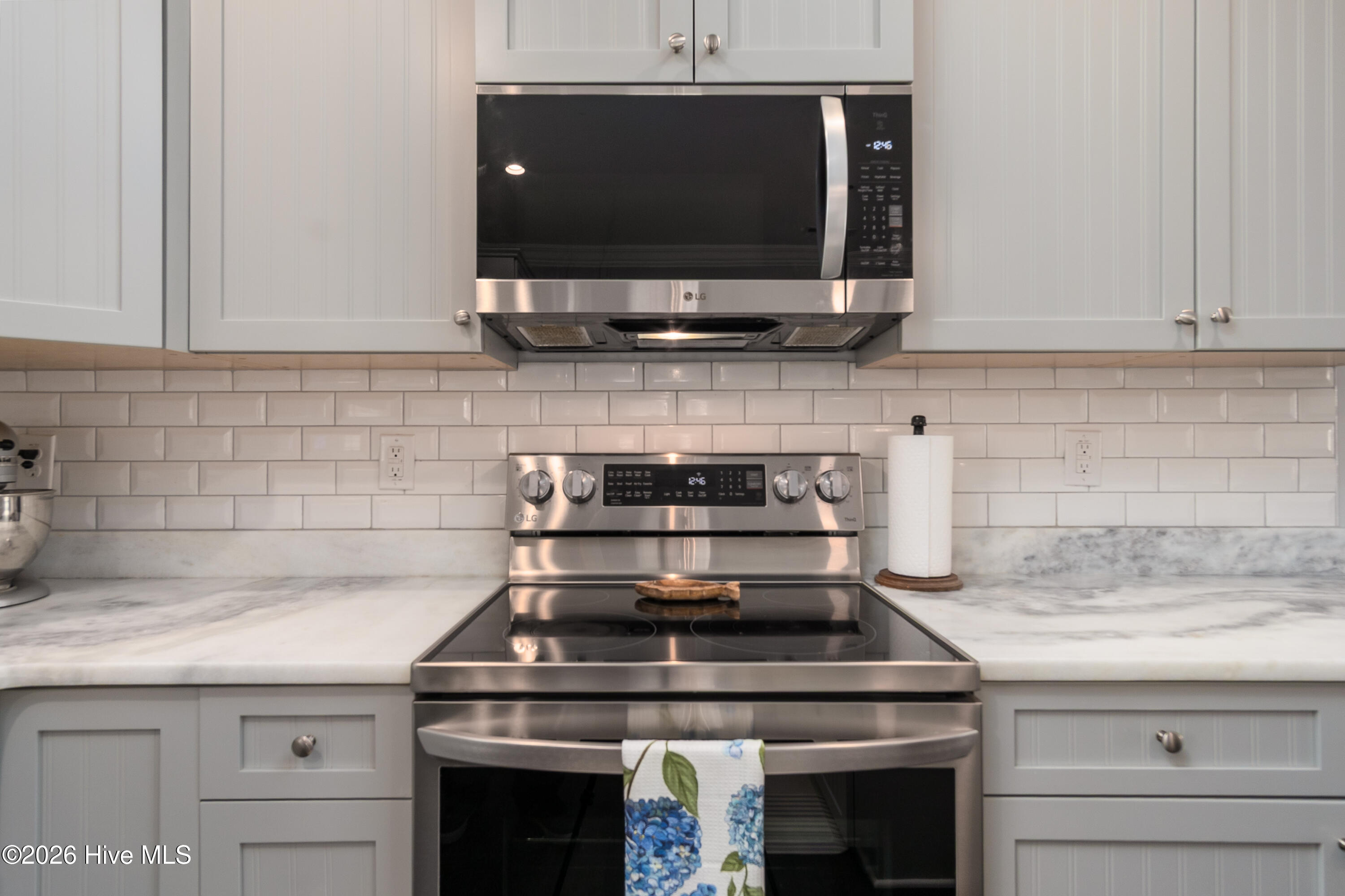 100558497 | Photo 19