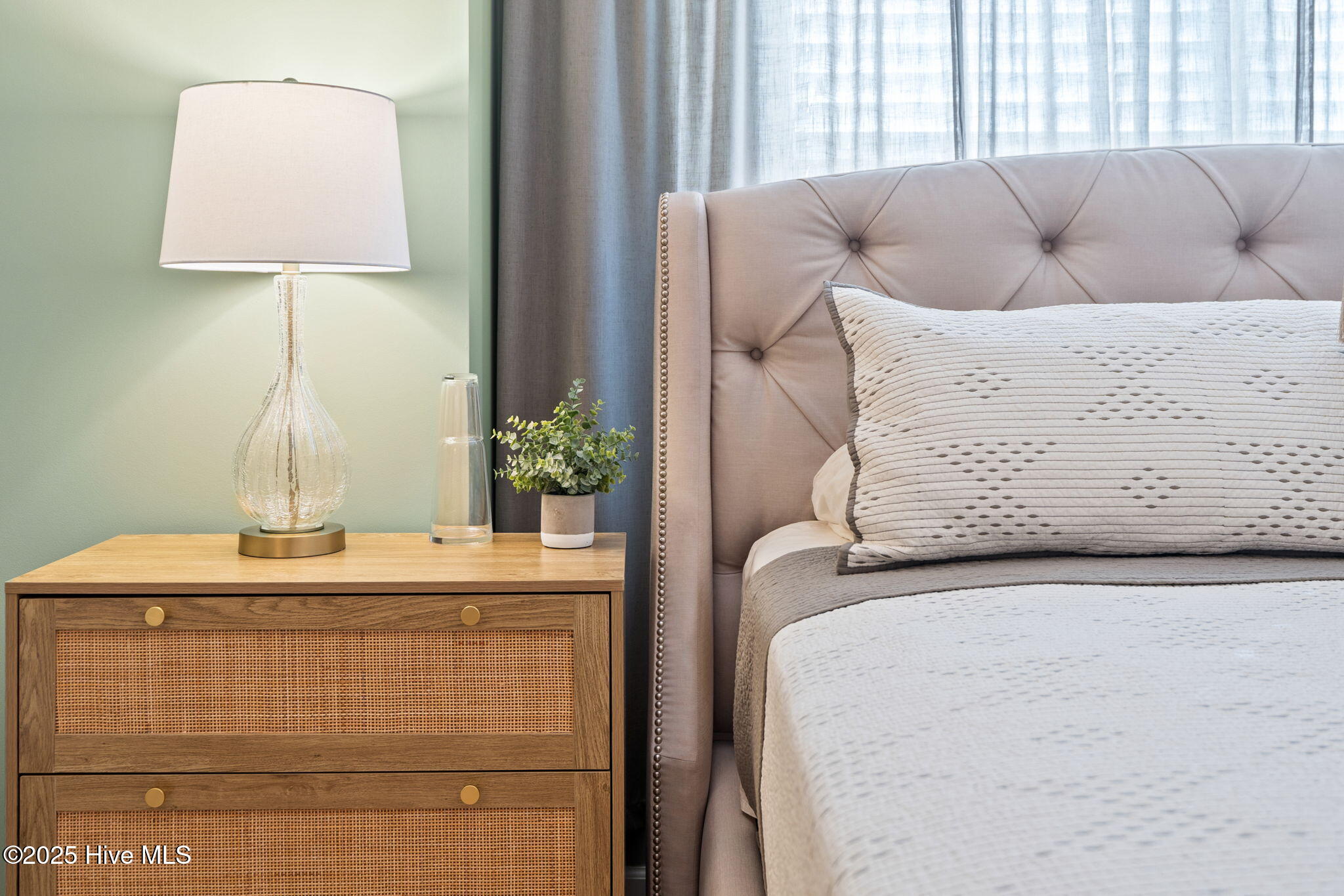 100538371 | Photo 37