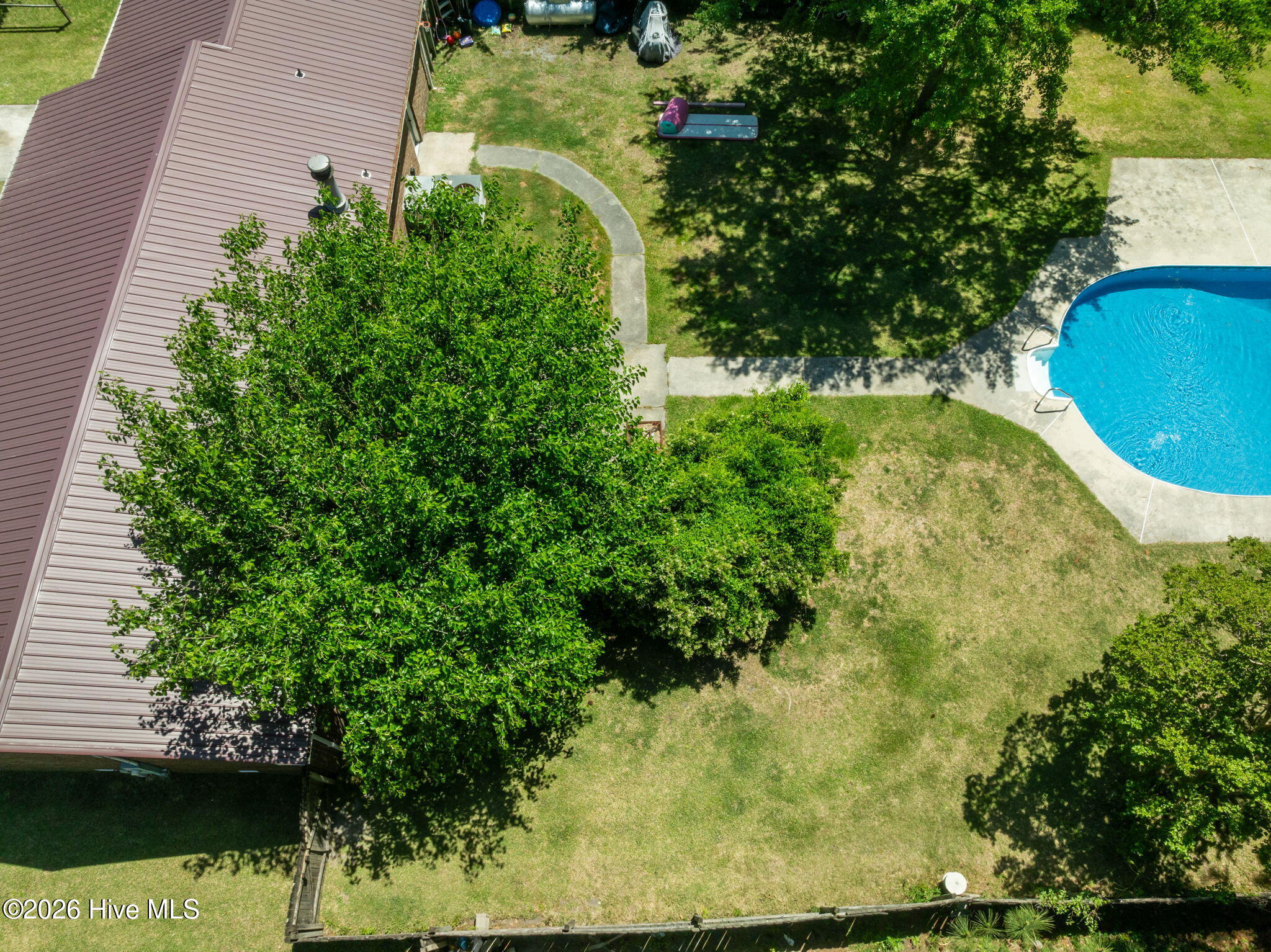 100569028 | Photo 17