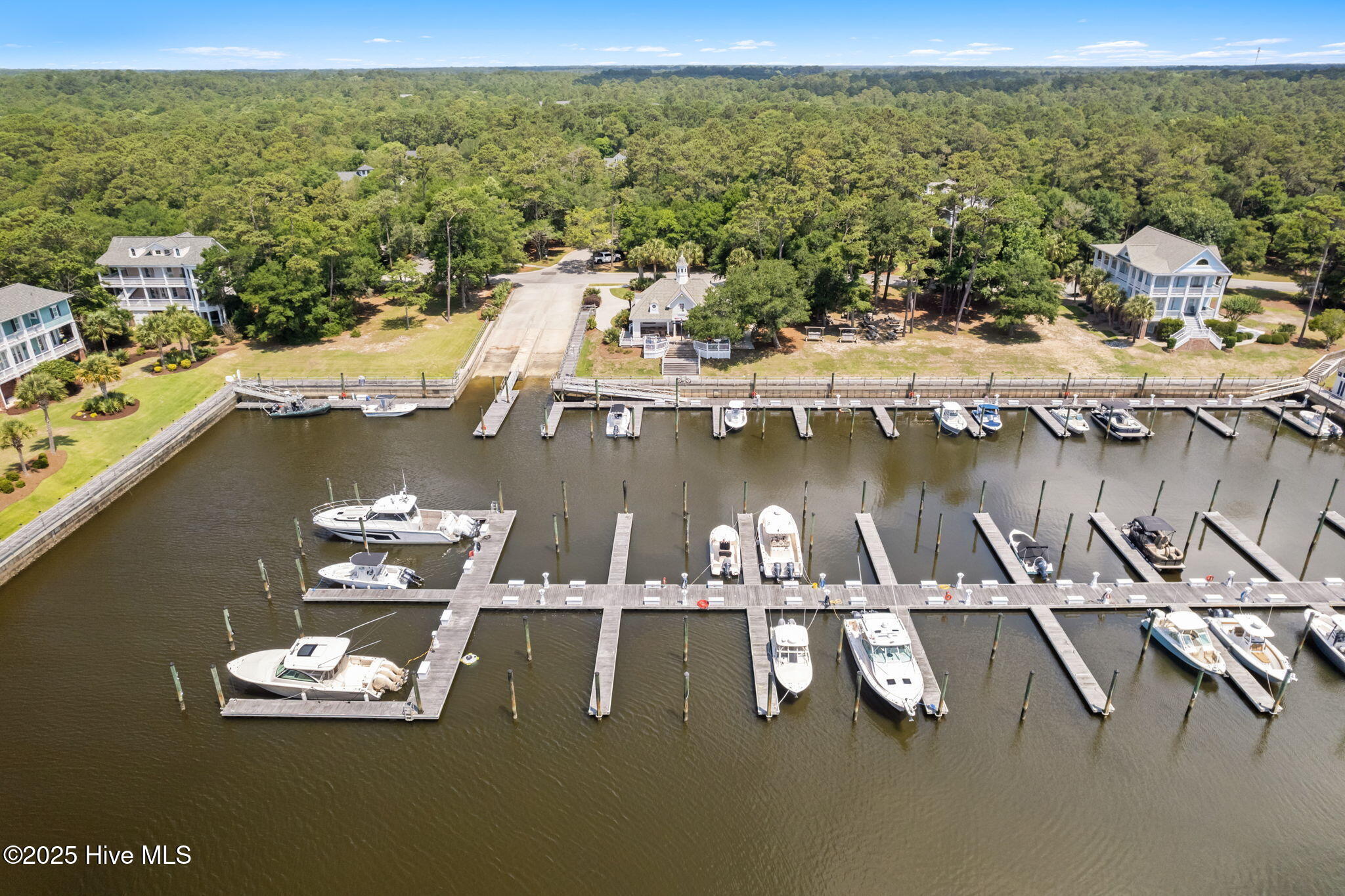 100512246 | Photo 67