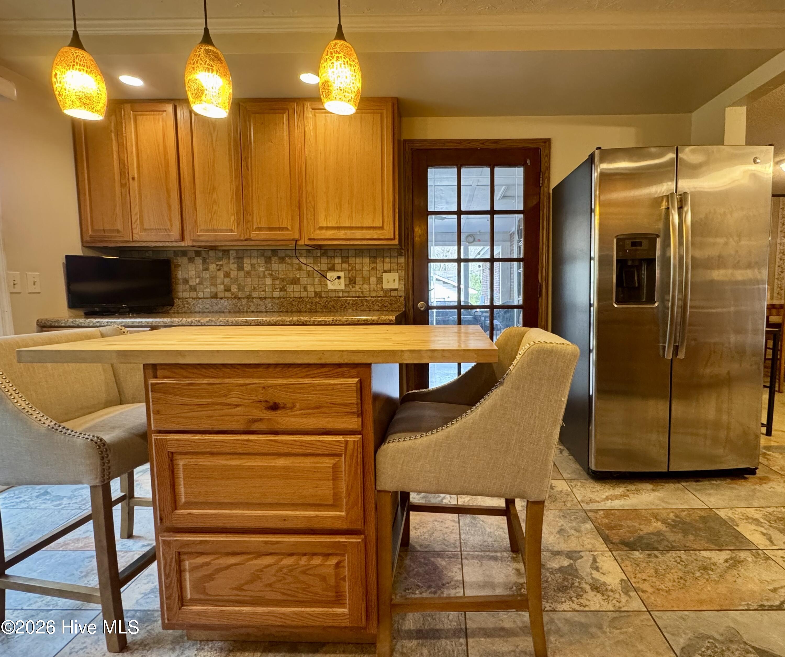 100561896 | Photo 14