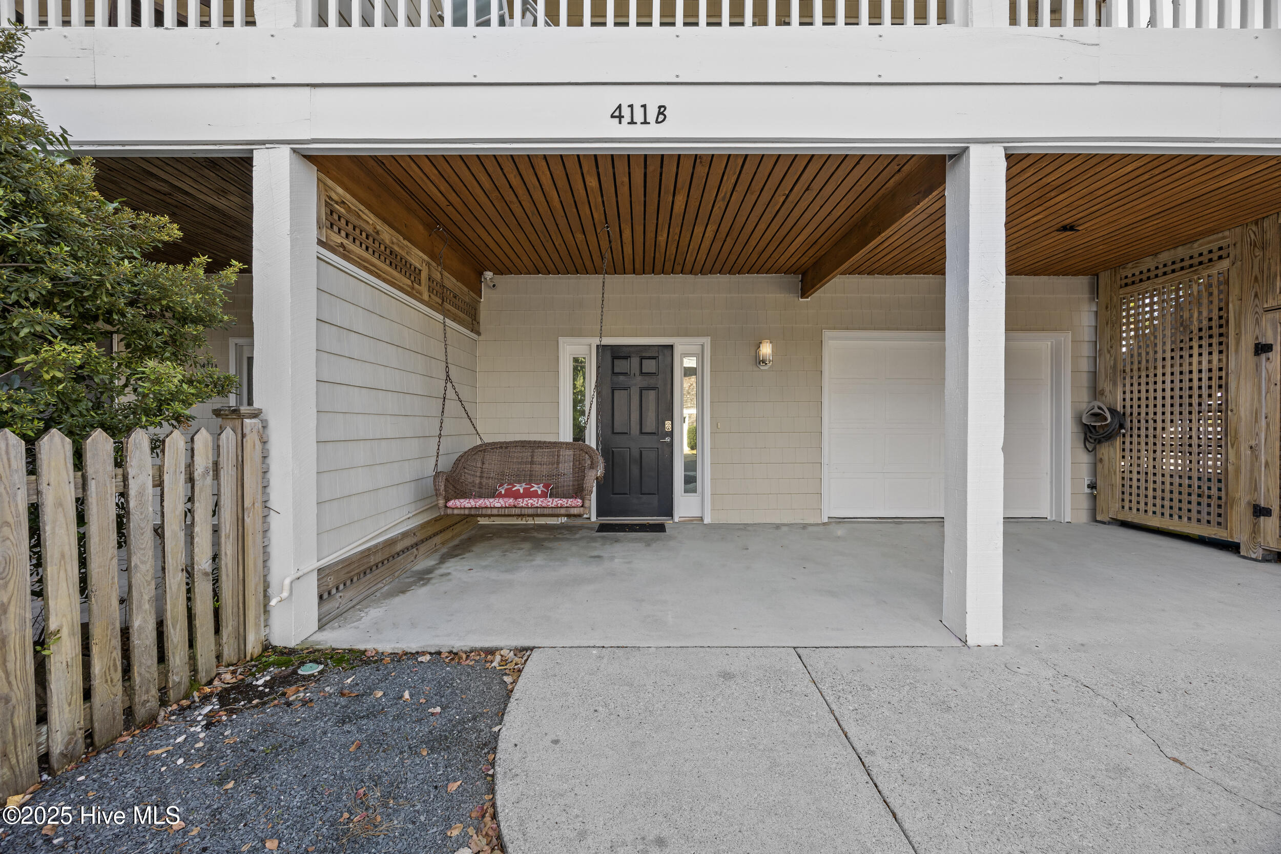 100554805 | Photo 58