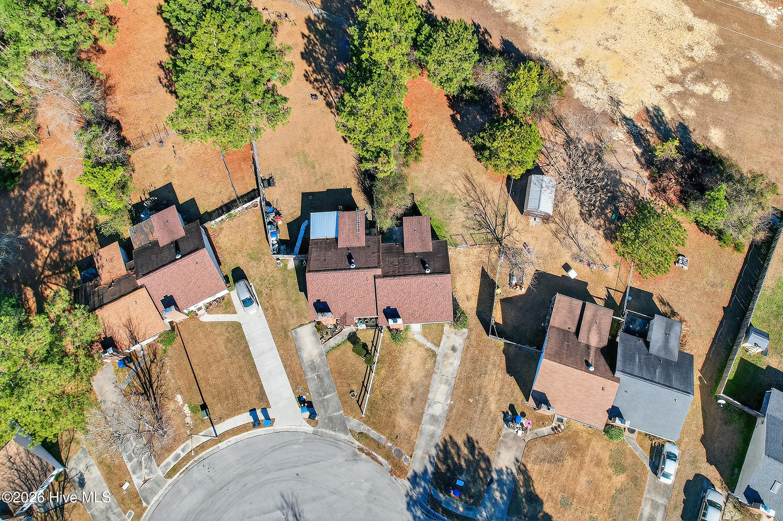 100549114 | Photo 24