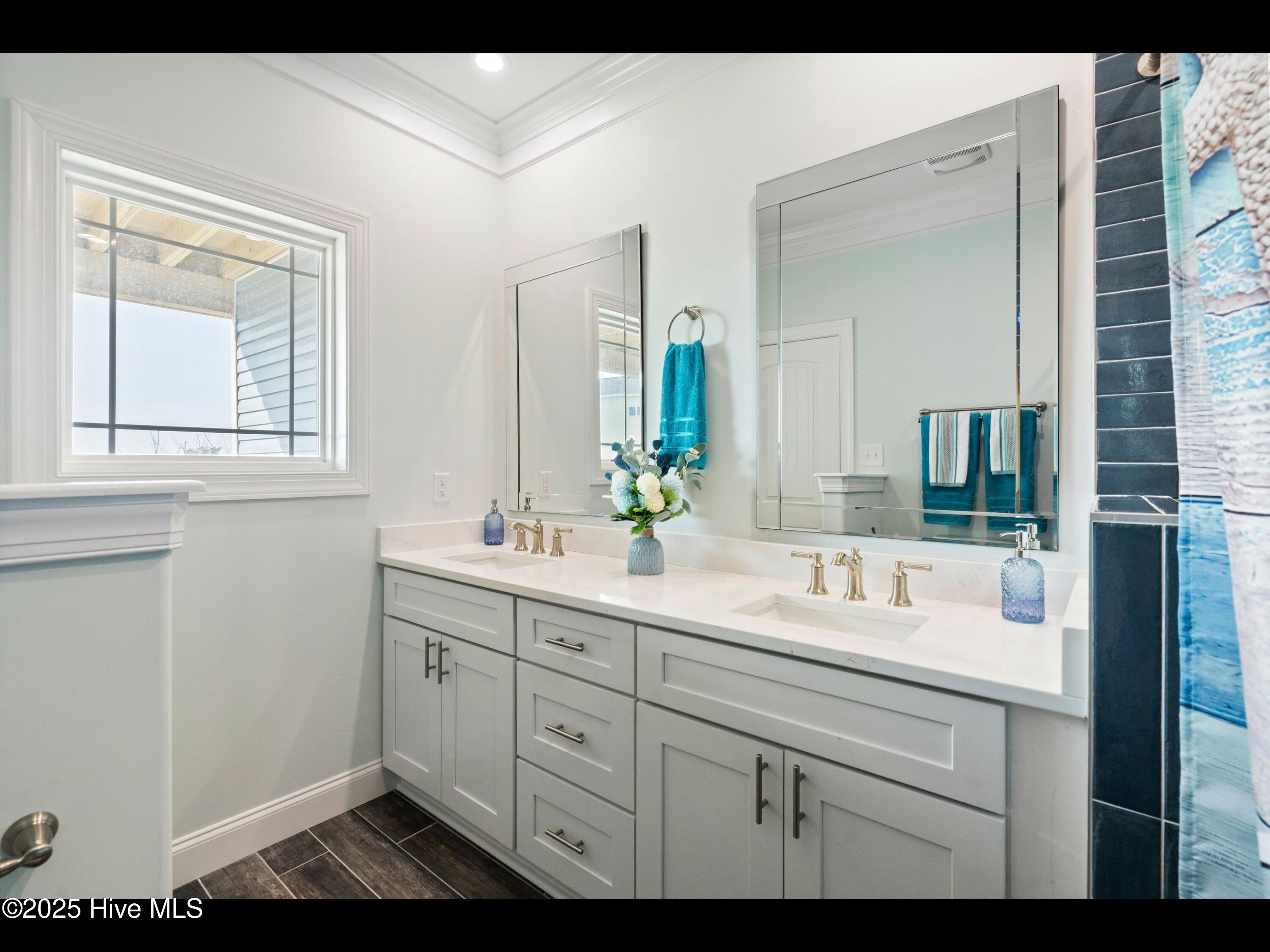 2083 New River Inlet Road A,North Topsail Beach