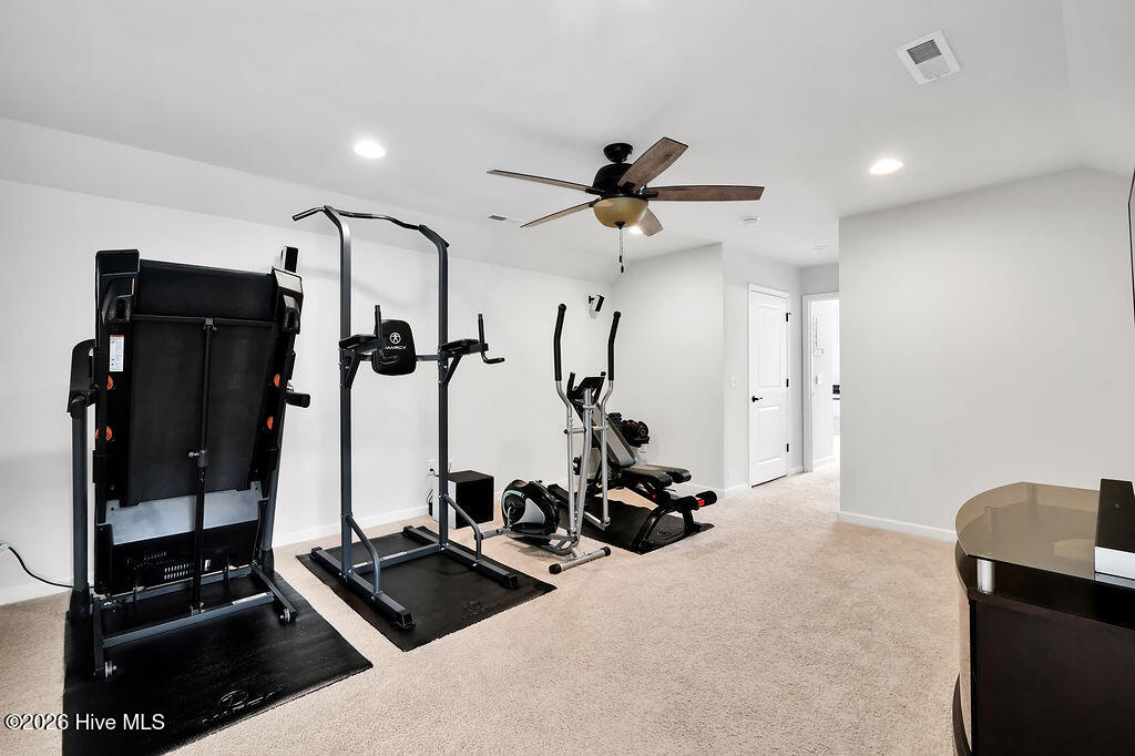 100565094 | Photo 26