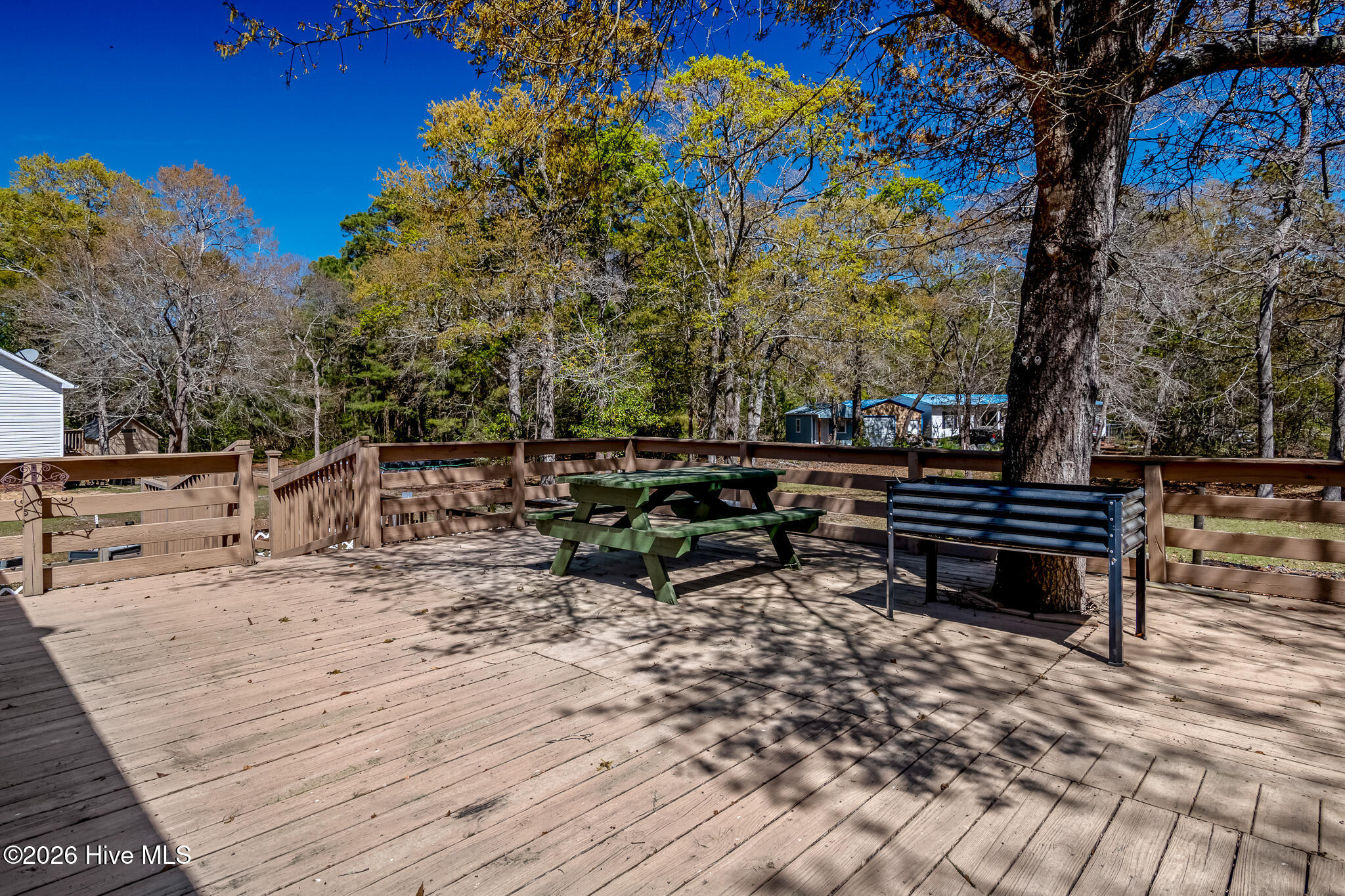 100564681 | Photo 27