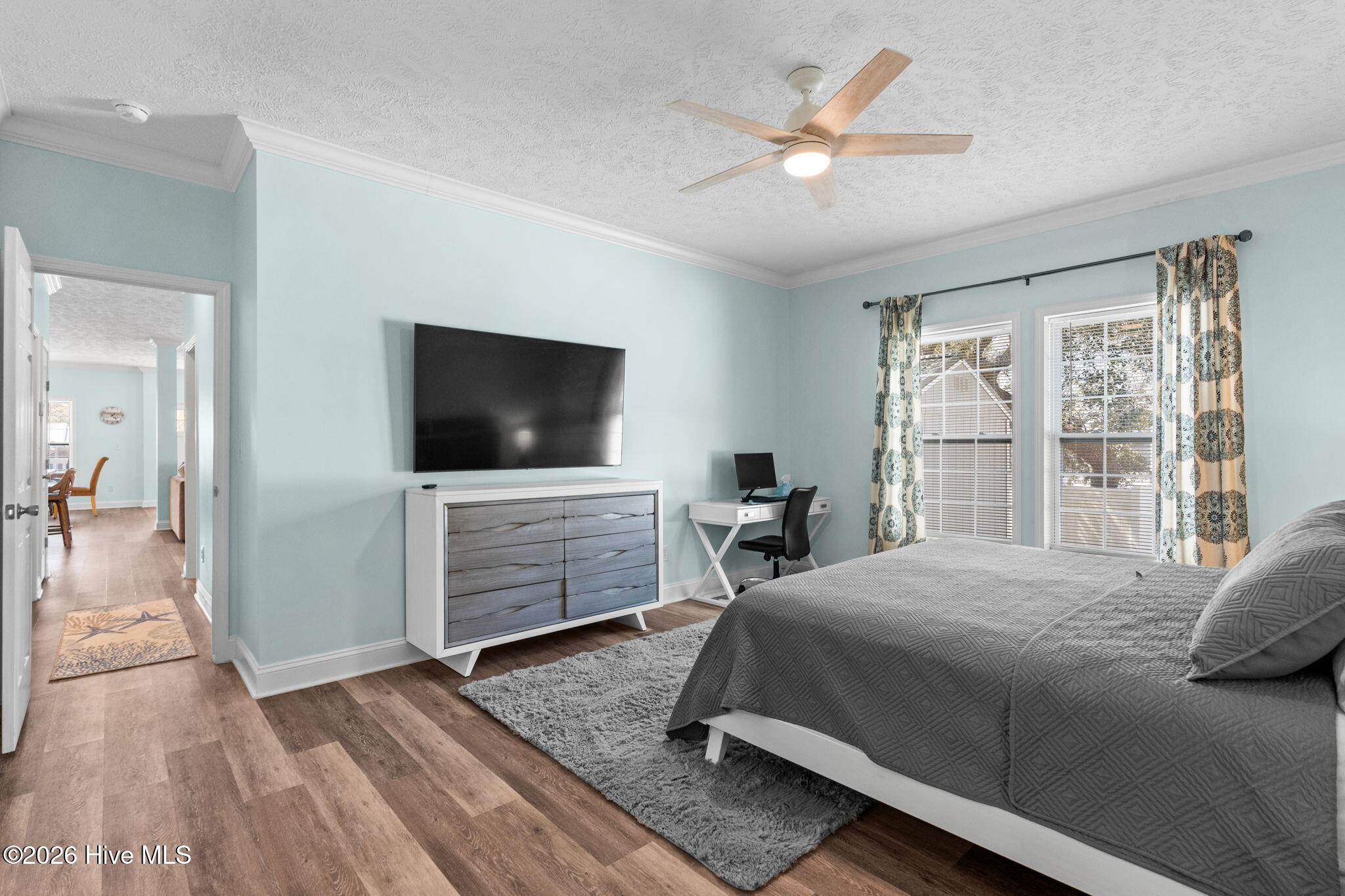 100545035 | Photo 23