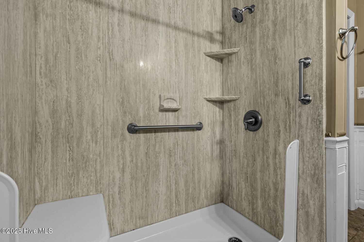 100530678 | Photo 20