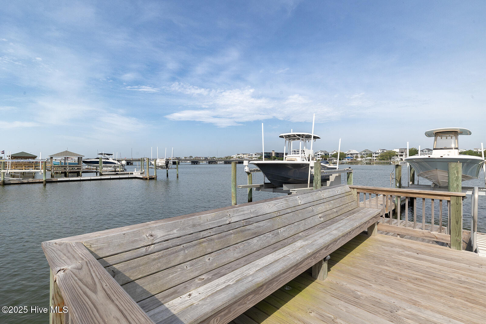 100508996 | Photo 34