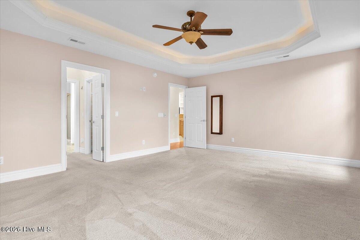 100559889 | Photo 29